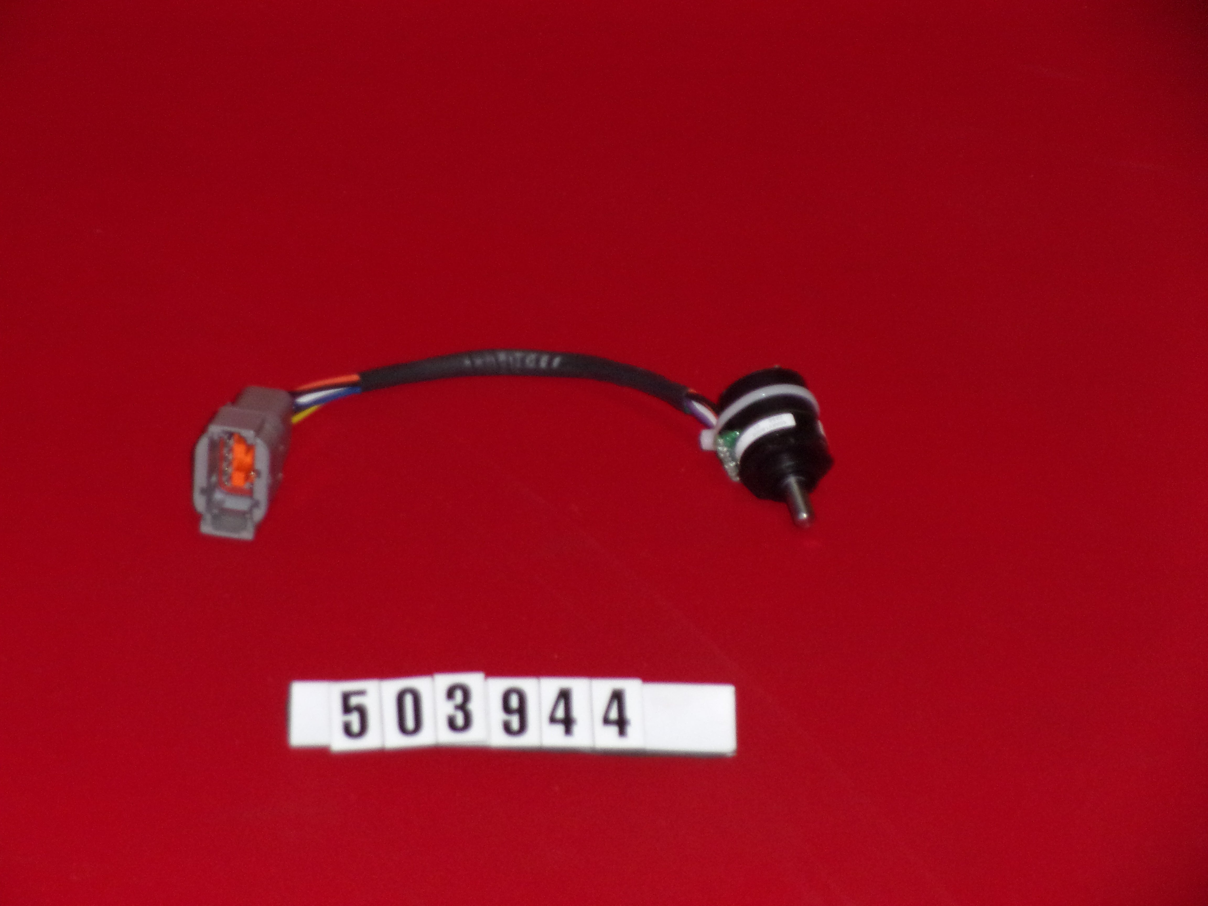 Replaced by Part# 503944A : CONTROLLER-VOLUME SEALED JOYSTCK 60AR W/DEUTSCH