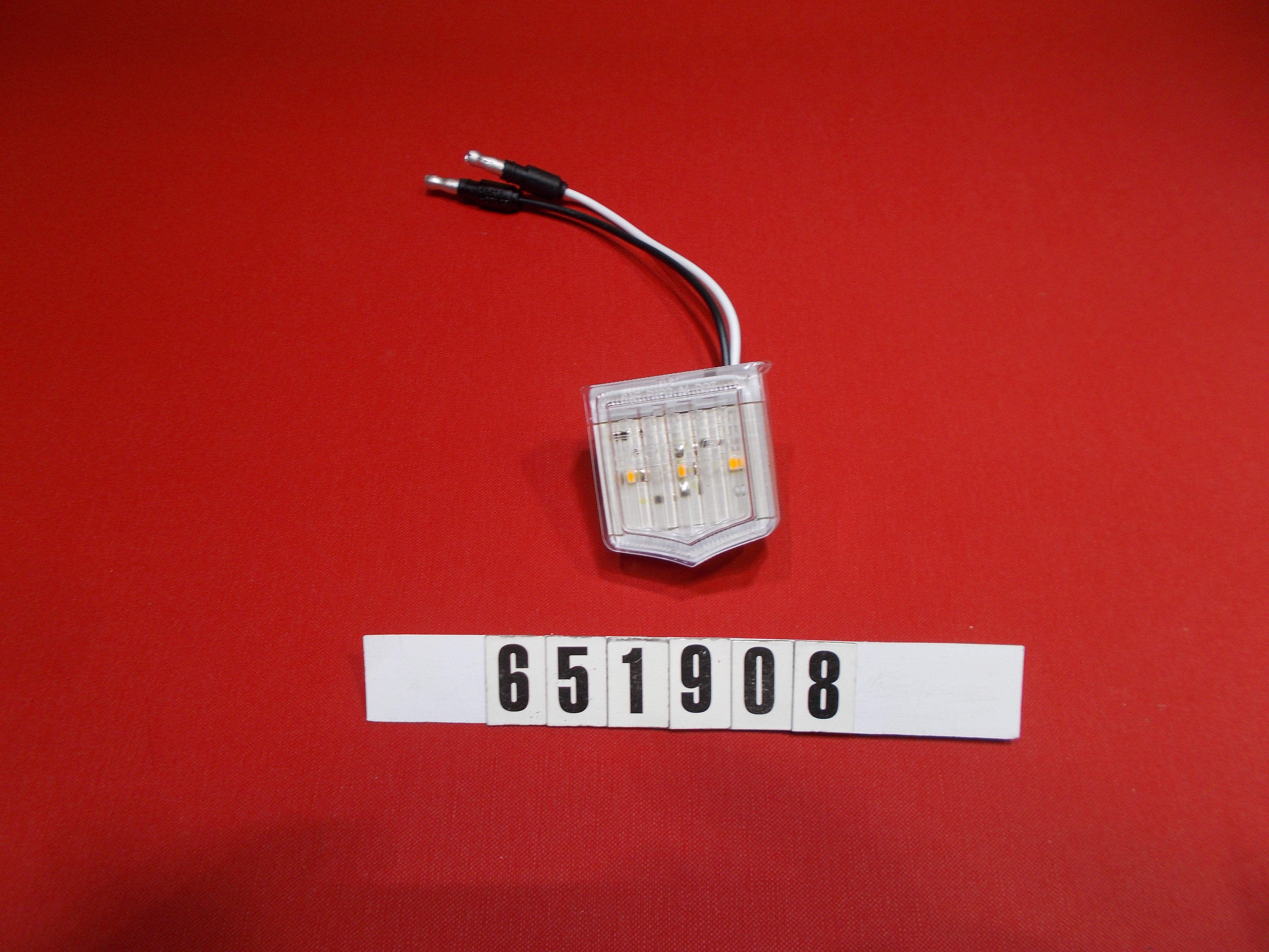 LIGHT-AMBER CLEARANCE MC SHIELD NLA