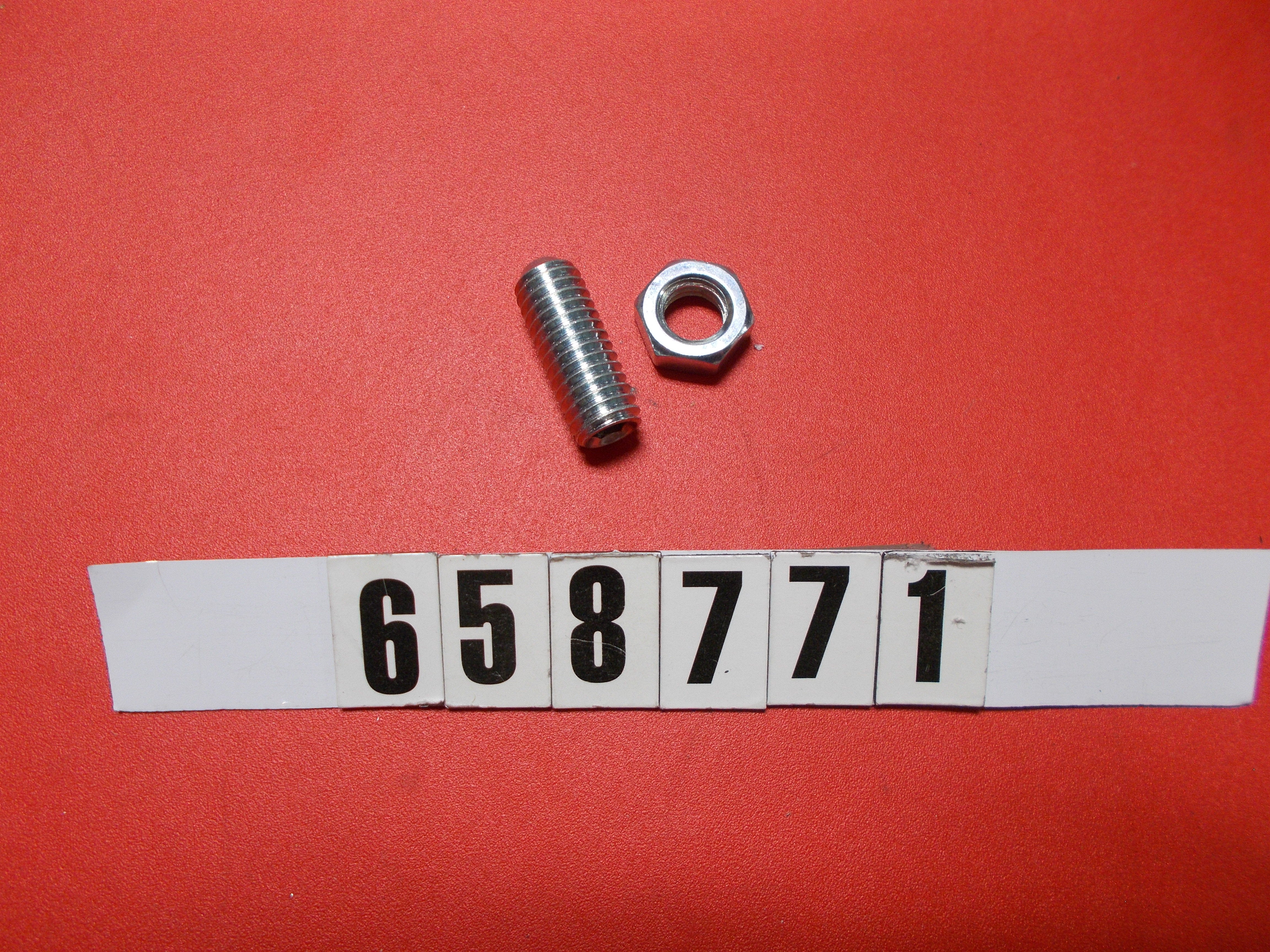 ACTUATOR-SET SCREW W/LOCK NUT '16 NLA