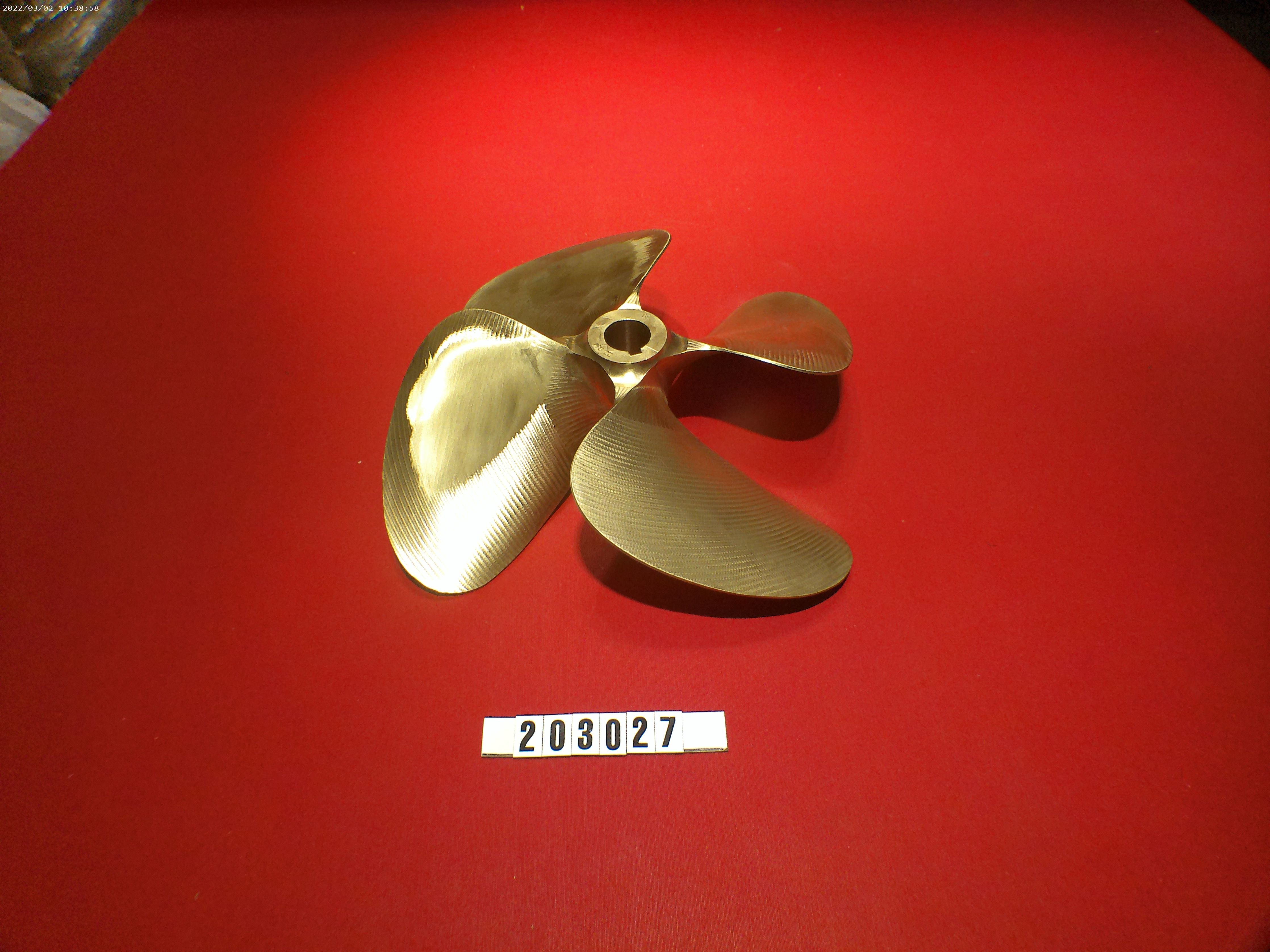 "PROP-12.5 X 13 LC 4-BLADE1"" LH "" XMP "" "