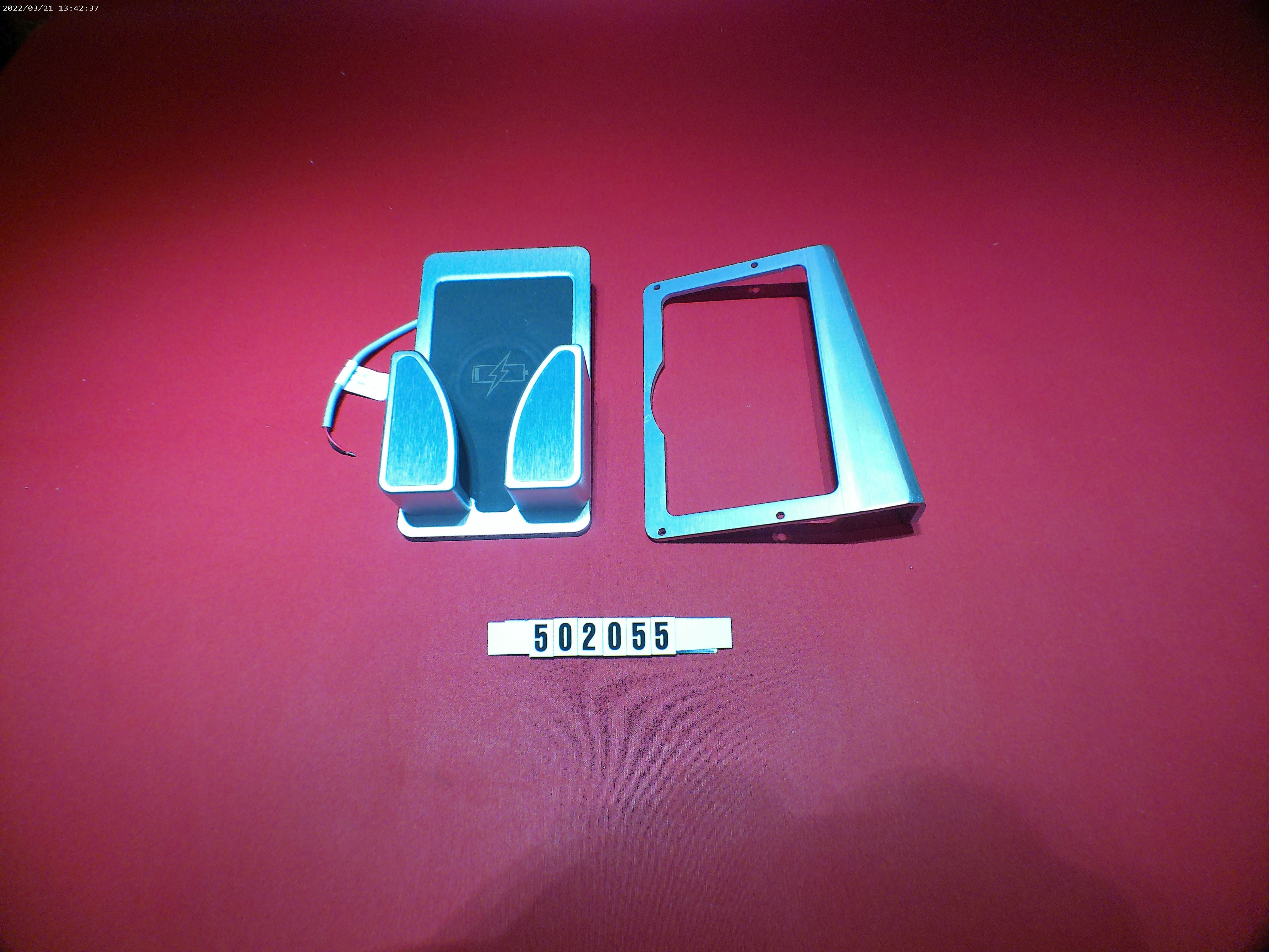 HOLDER-PHONE CLEAR W/ WIRELESS CHARGER