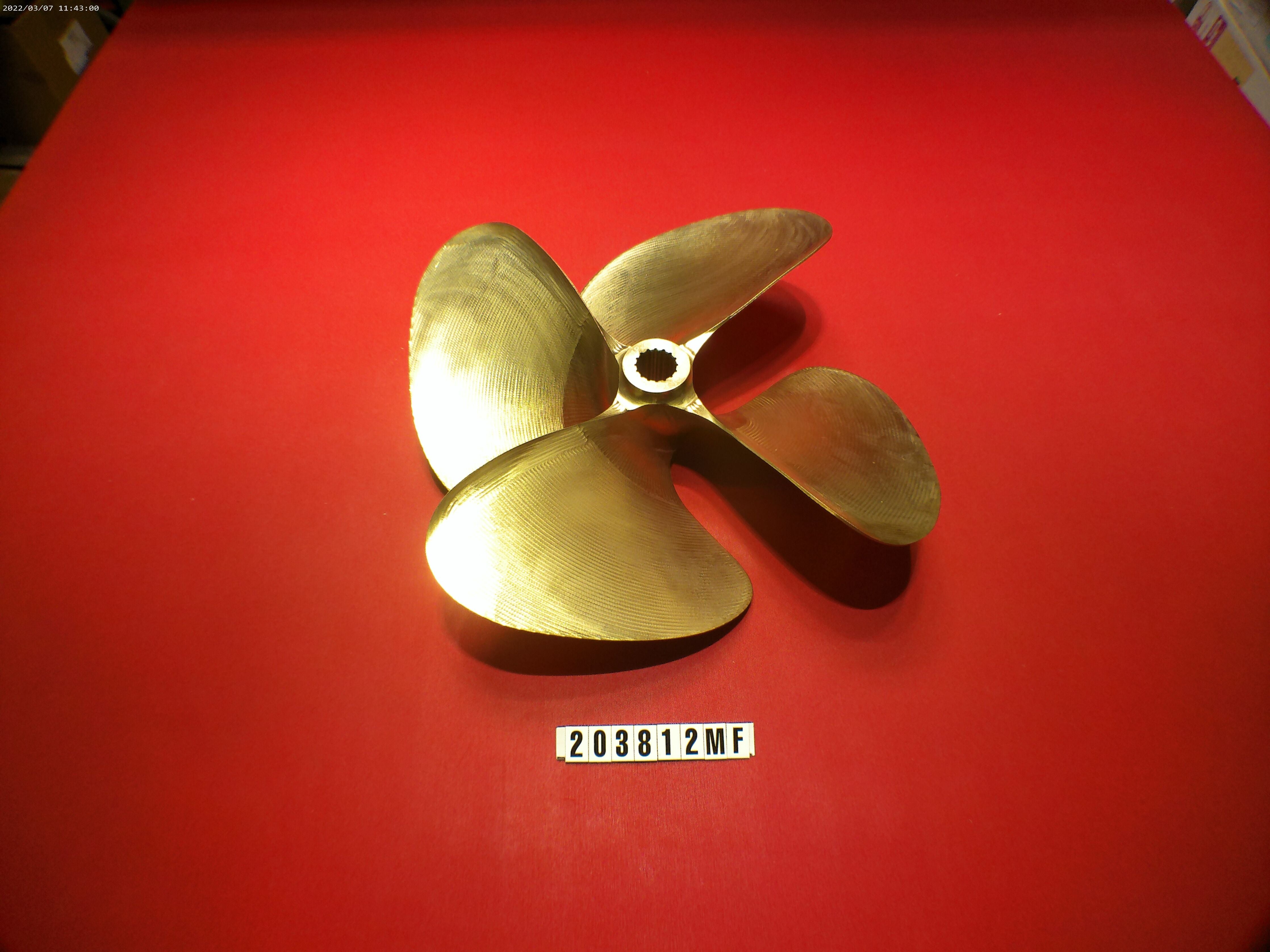 PROP -14.75 X 15.75 MF