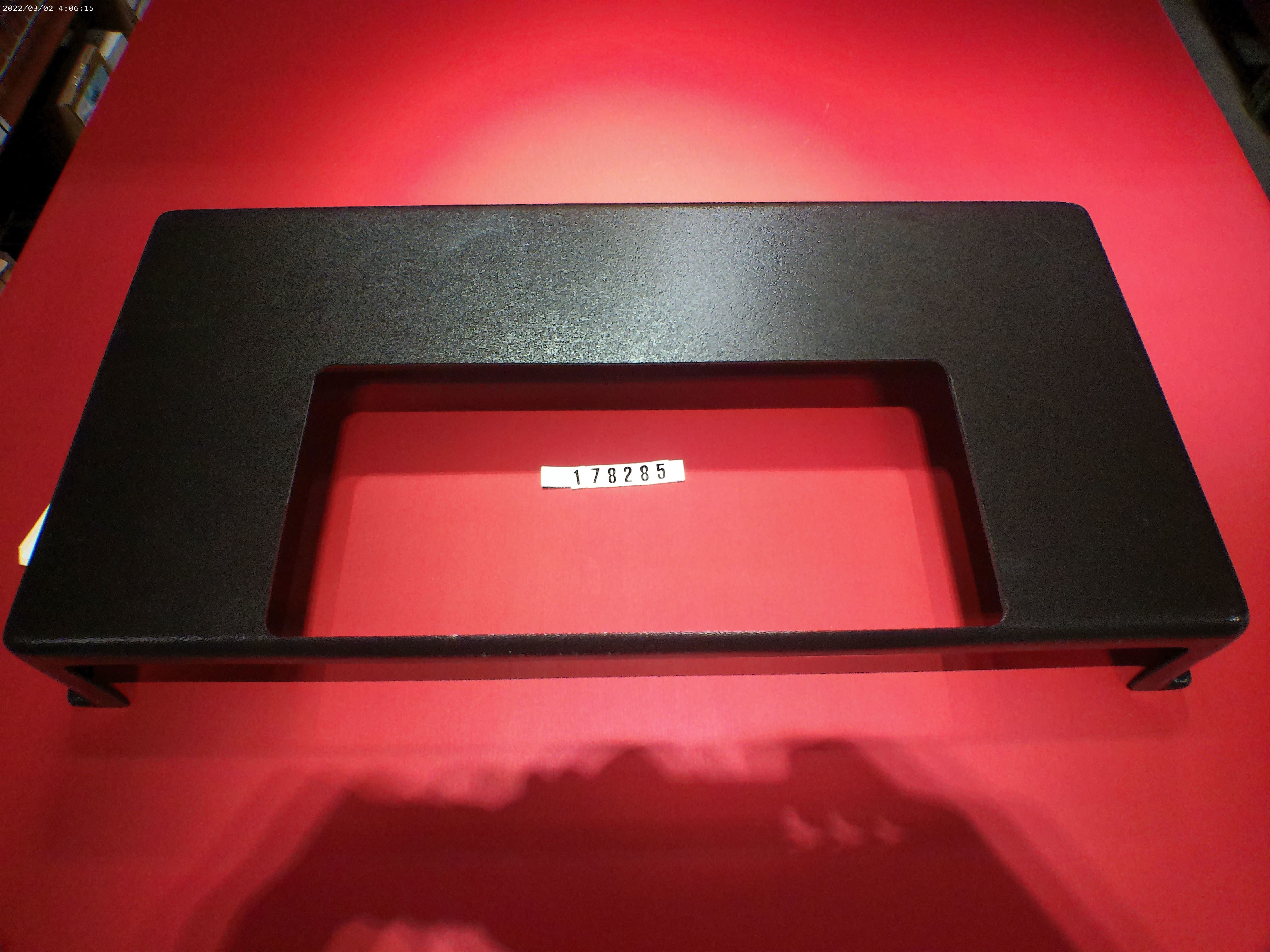 AMP COVER-ABS W/CUTOUT '18