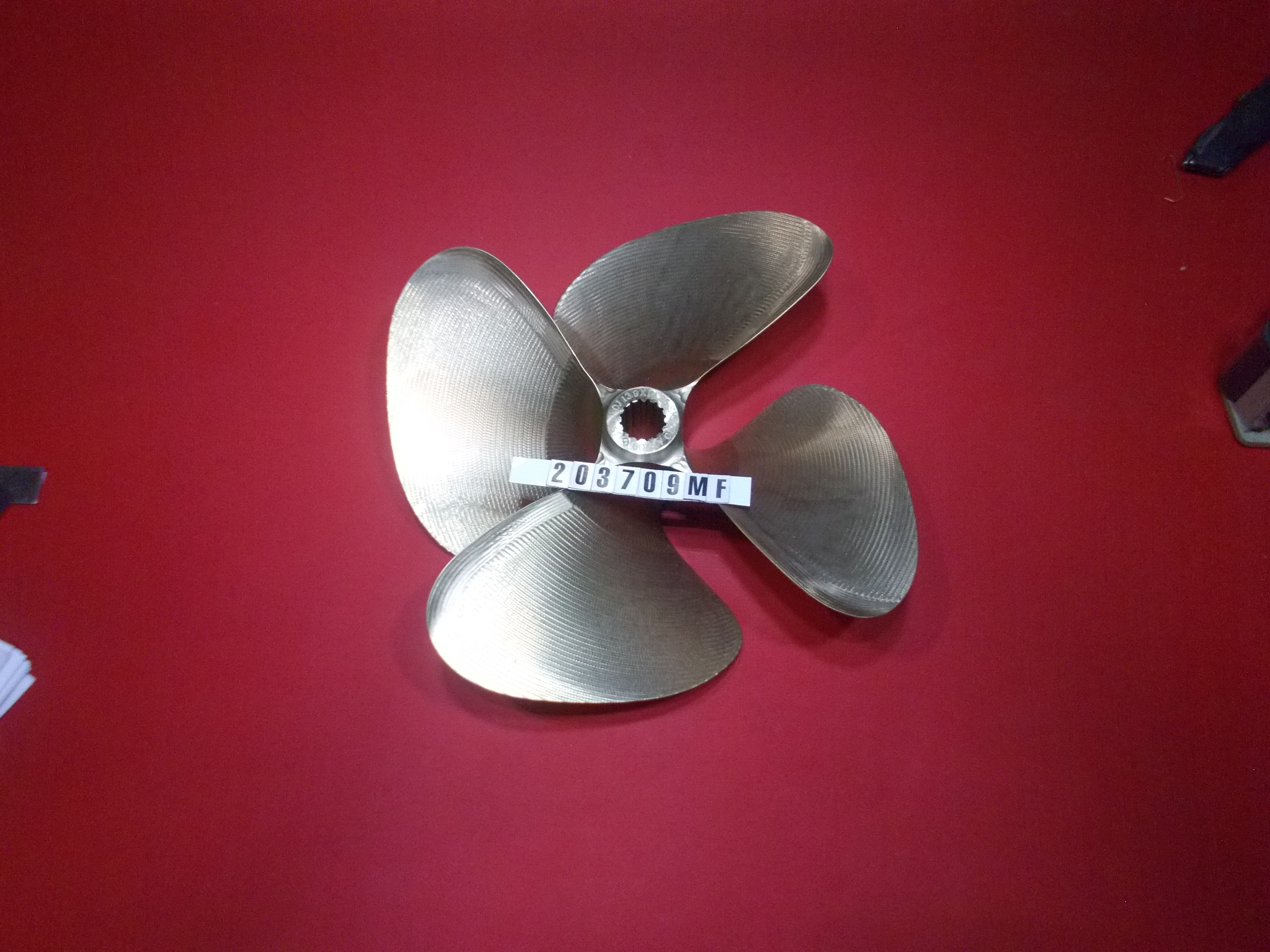 PROP-13.9 X 14.25 4B MF