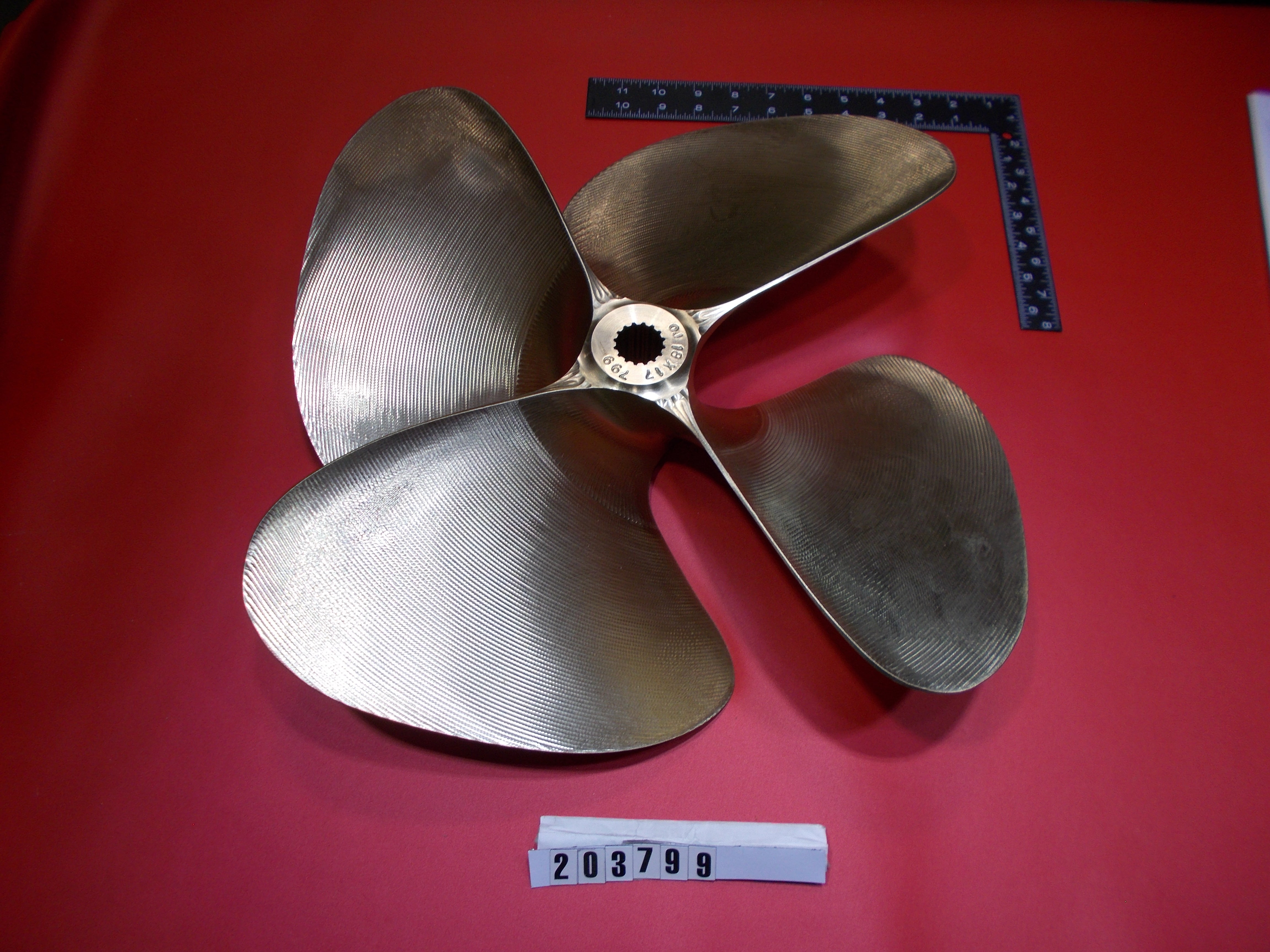 PROP-18 X 17 LC SPLINED 4BLADE '18