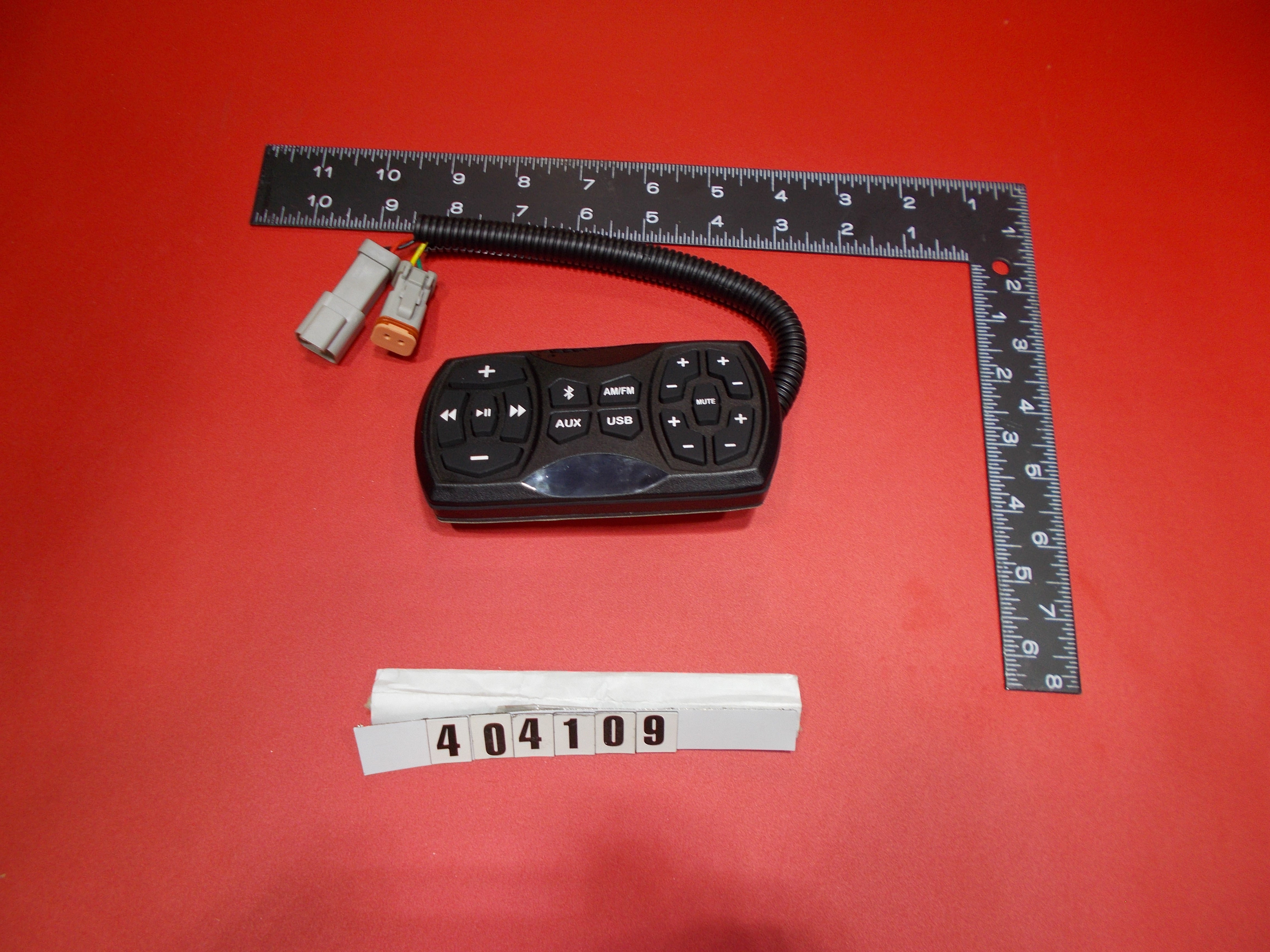 Replaced by Part# 404109A : REMOTE-TRANSOM TWIN SCREEN '18