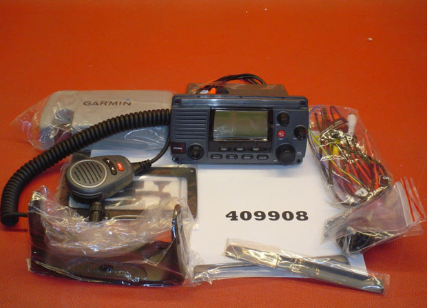 RADIO-VHF100 NMEA 300 '11