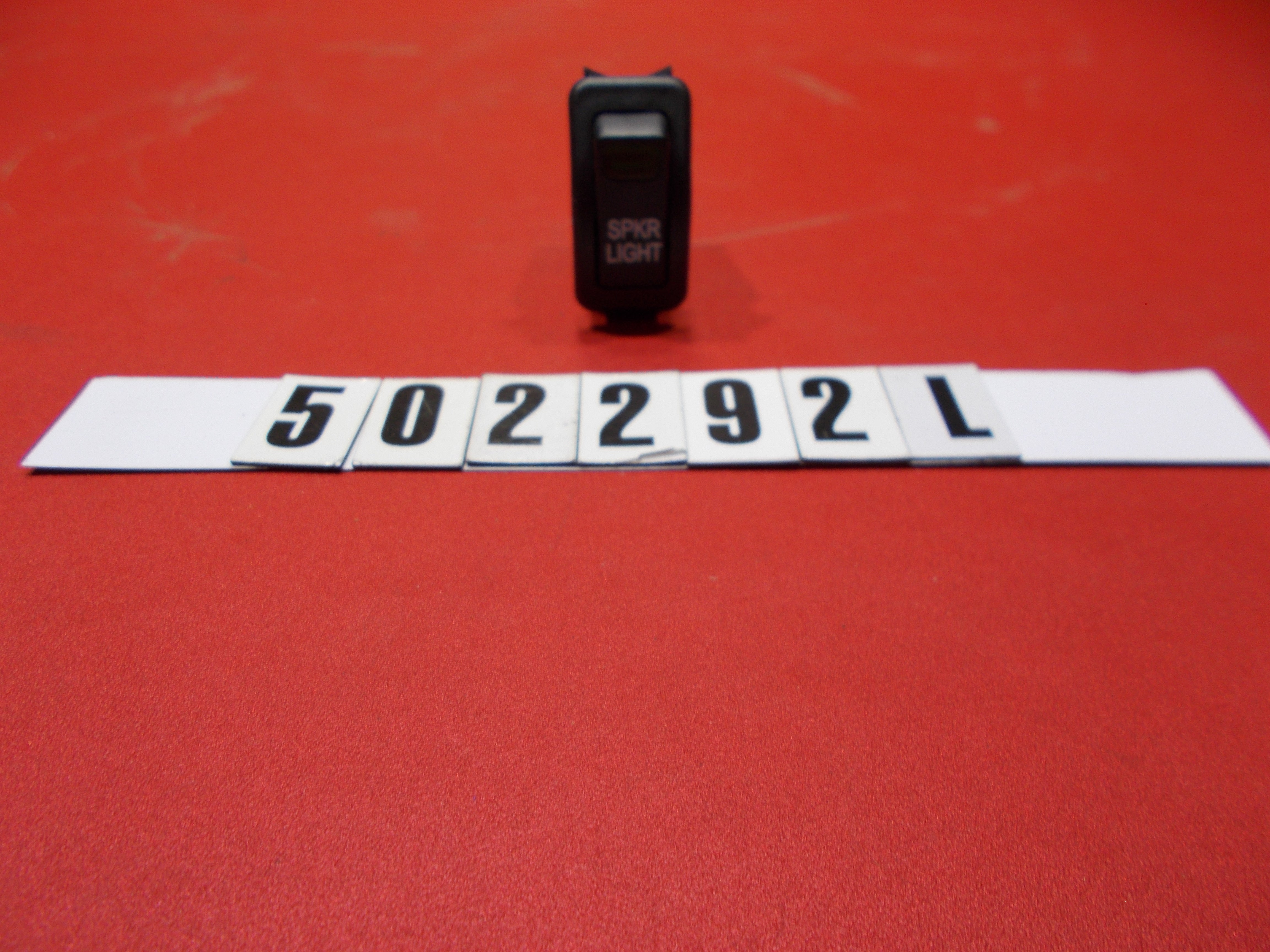 SWITCH-SPEAKER LIGHT '13