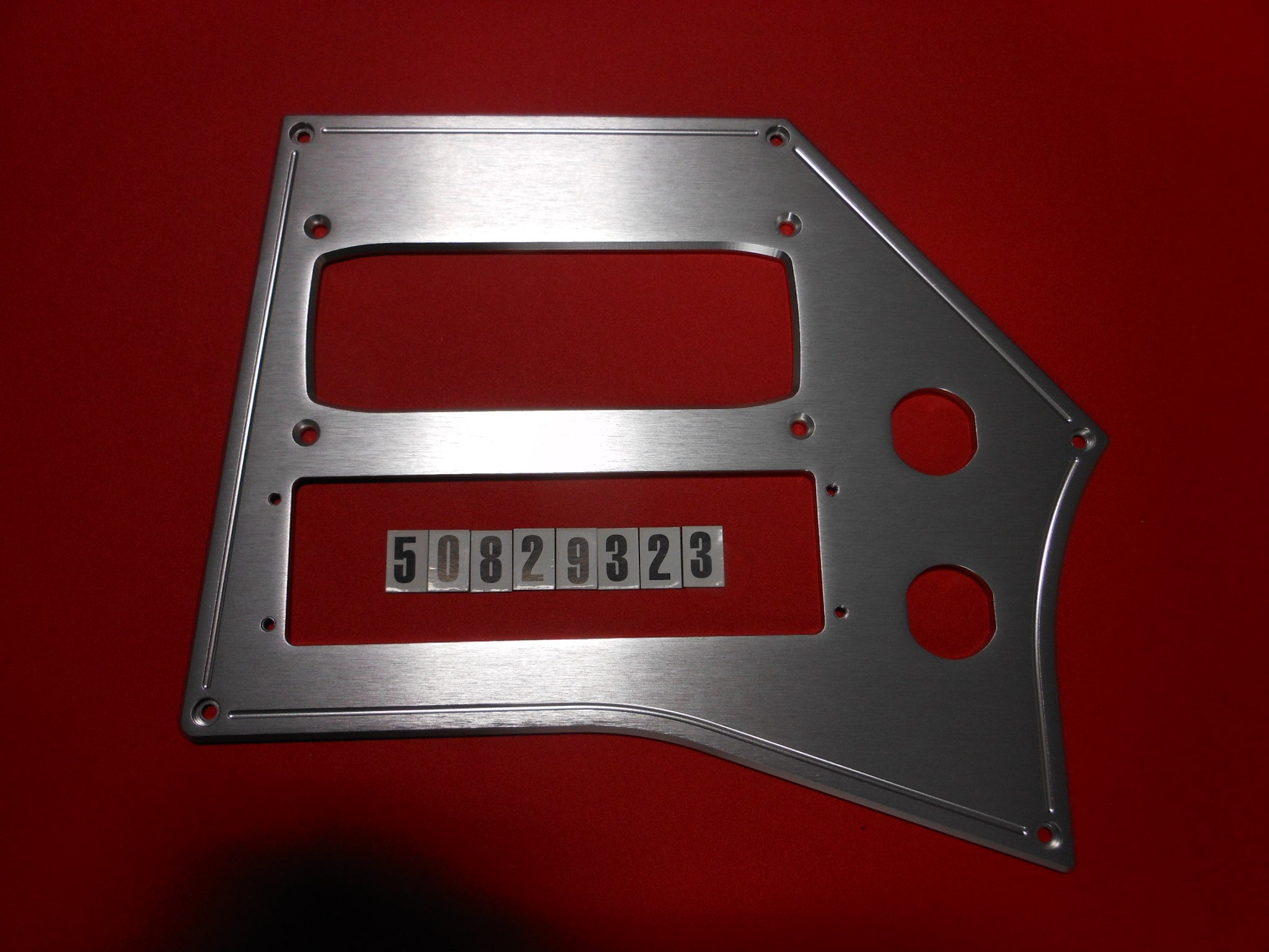 IPA-ALUM DASH PLATE LH NXT - NEW VERSION FOR FUSION RA70N RADIO