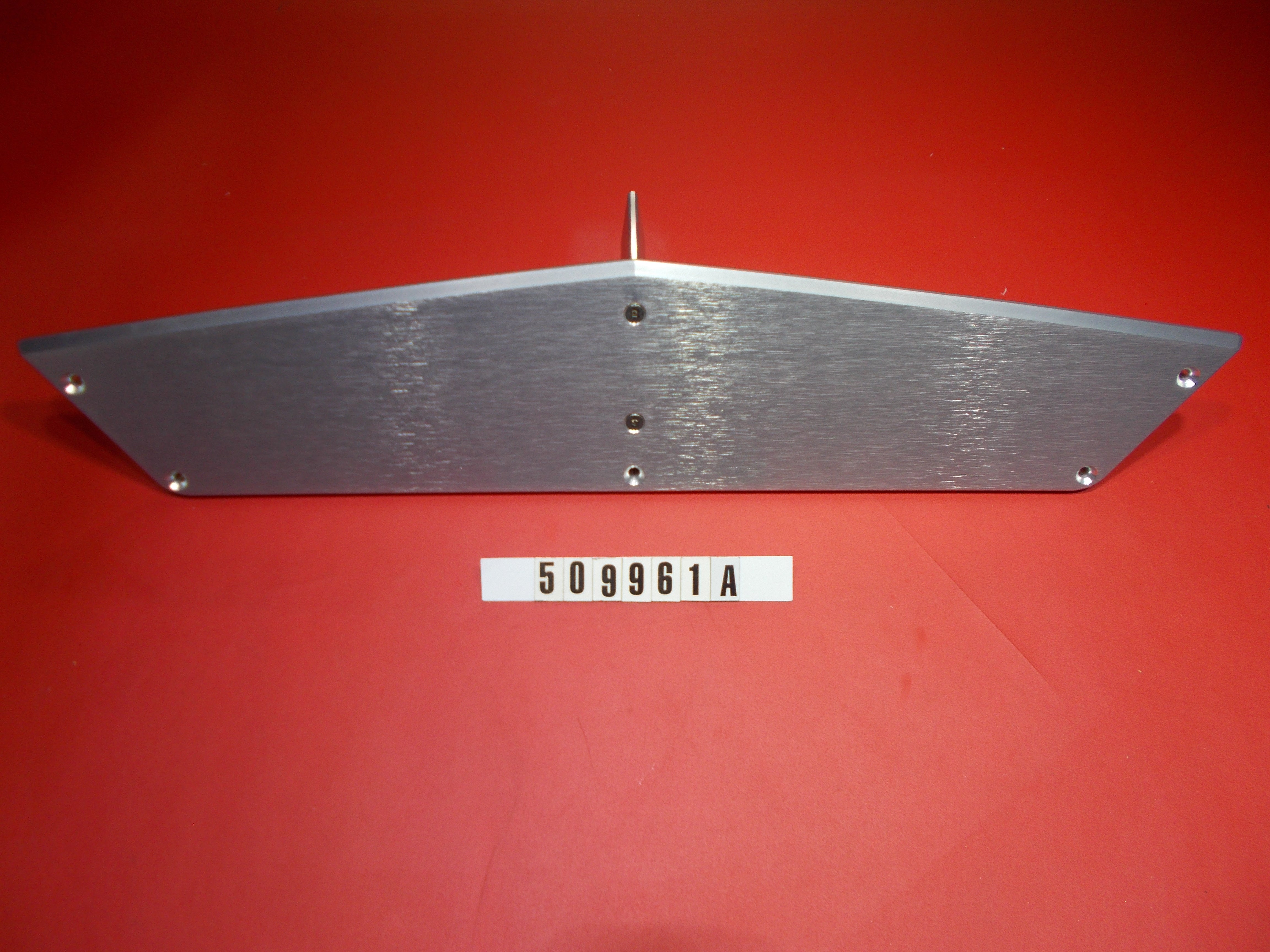 VENT PLATE - EXHAUST CENTER TRANSOM X24 & X22