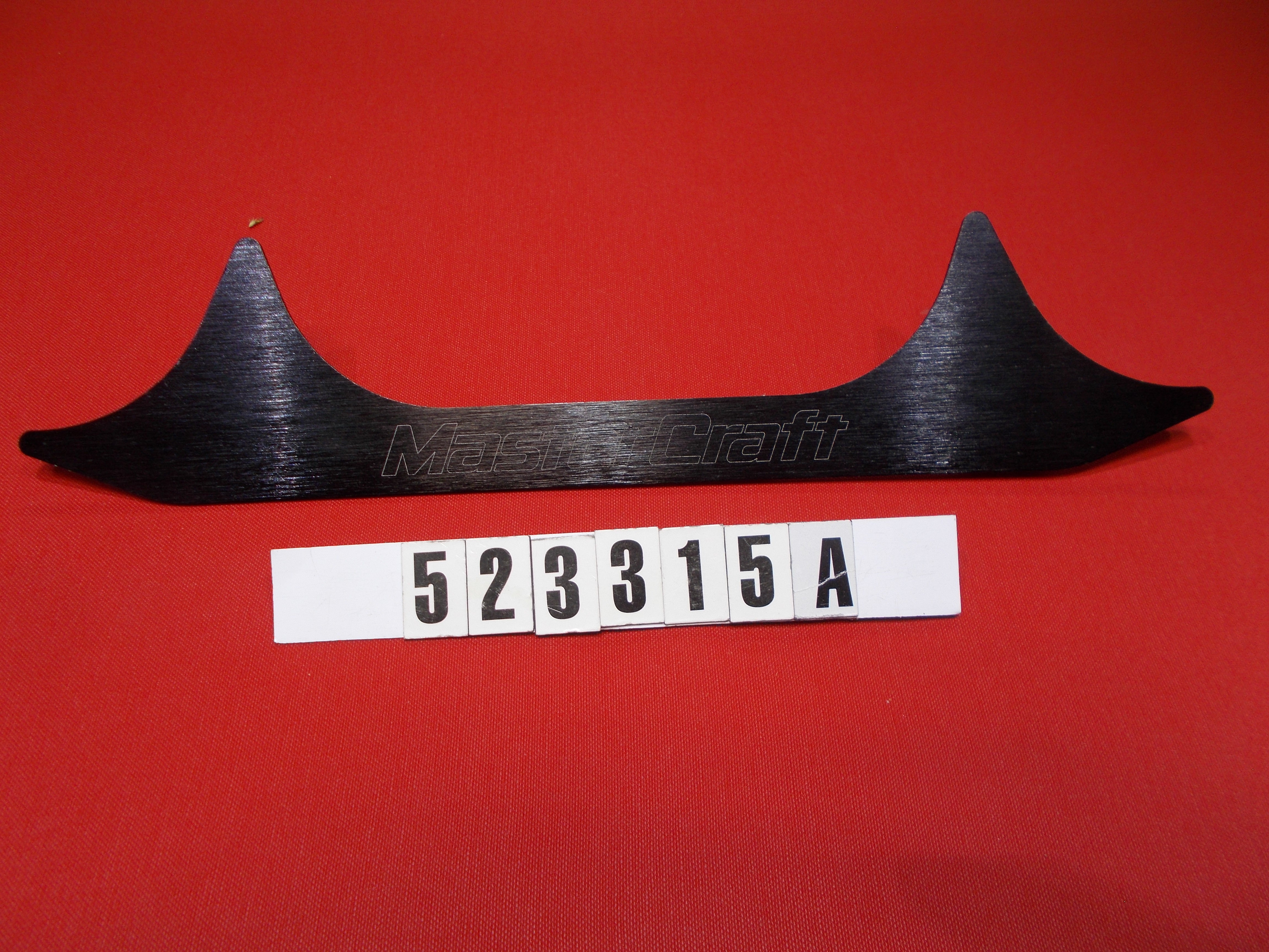 RAIL-TRANSOM INLAY BLK 200/215/230/235/245/CSX 06-10