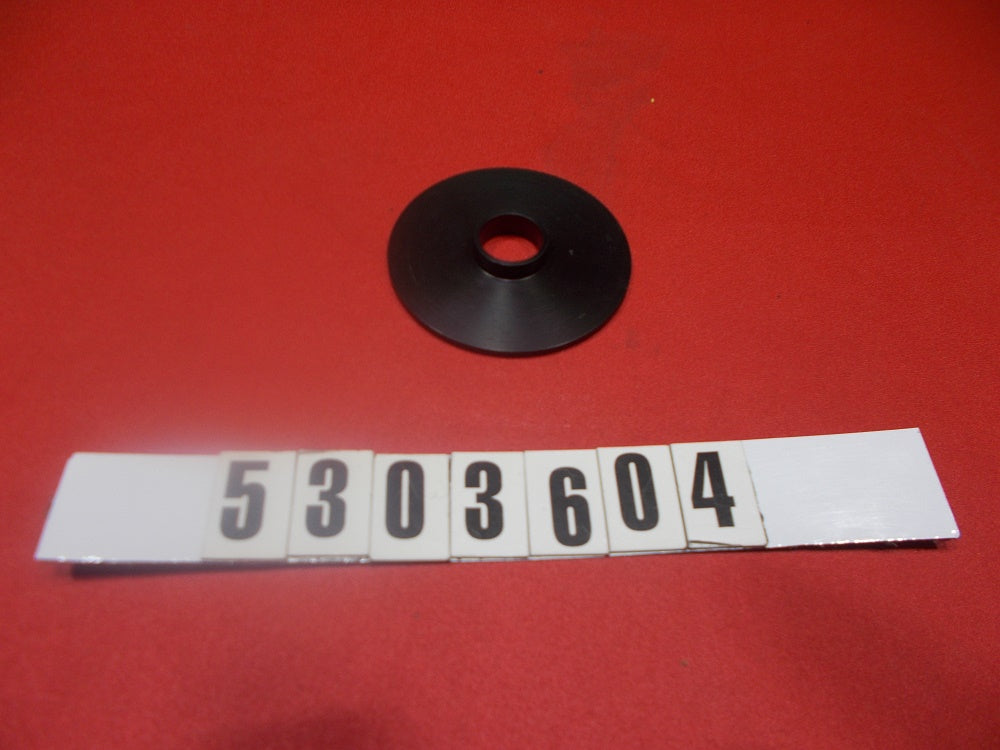 BRACKET-FOLDING PLAT BLACK NYLON SPACER '13