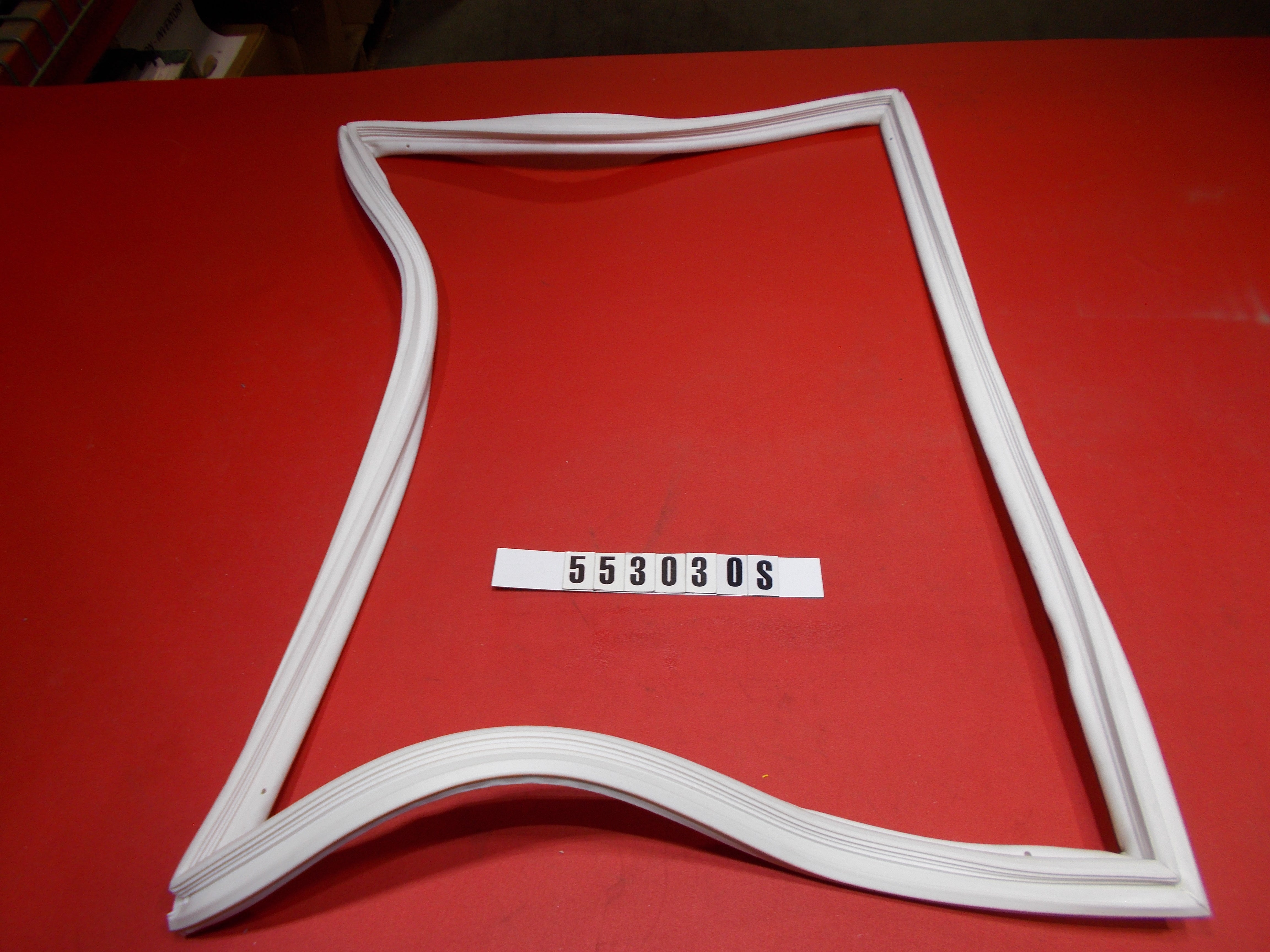 SEAL-REFRIGERATOR DOOR MS235 / X35 08-09