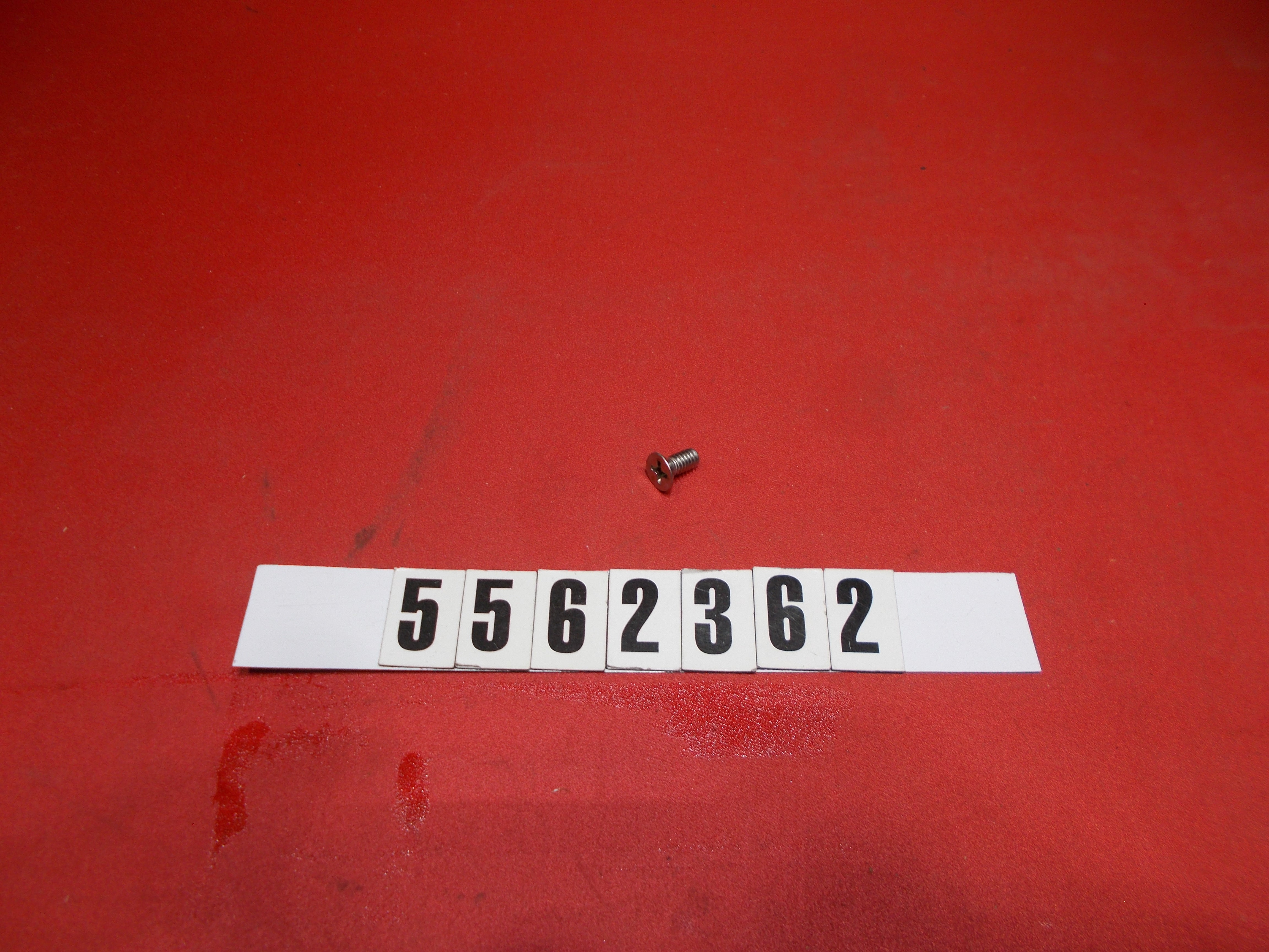 DOOR- ACRYLIC WAL THRU HINGE HARDWARE SCREWS #8-32 x 3/8