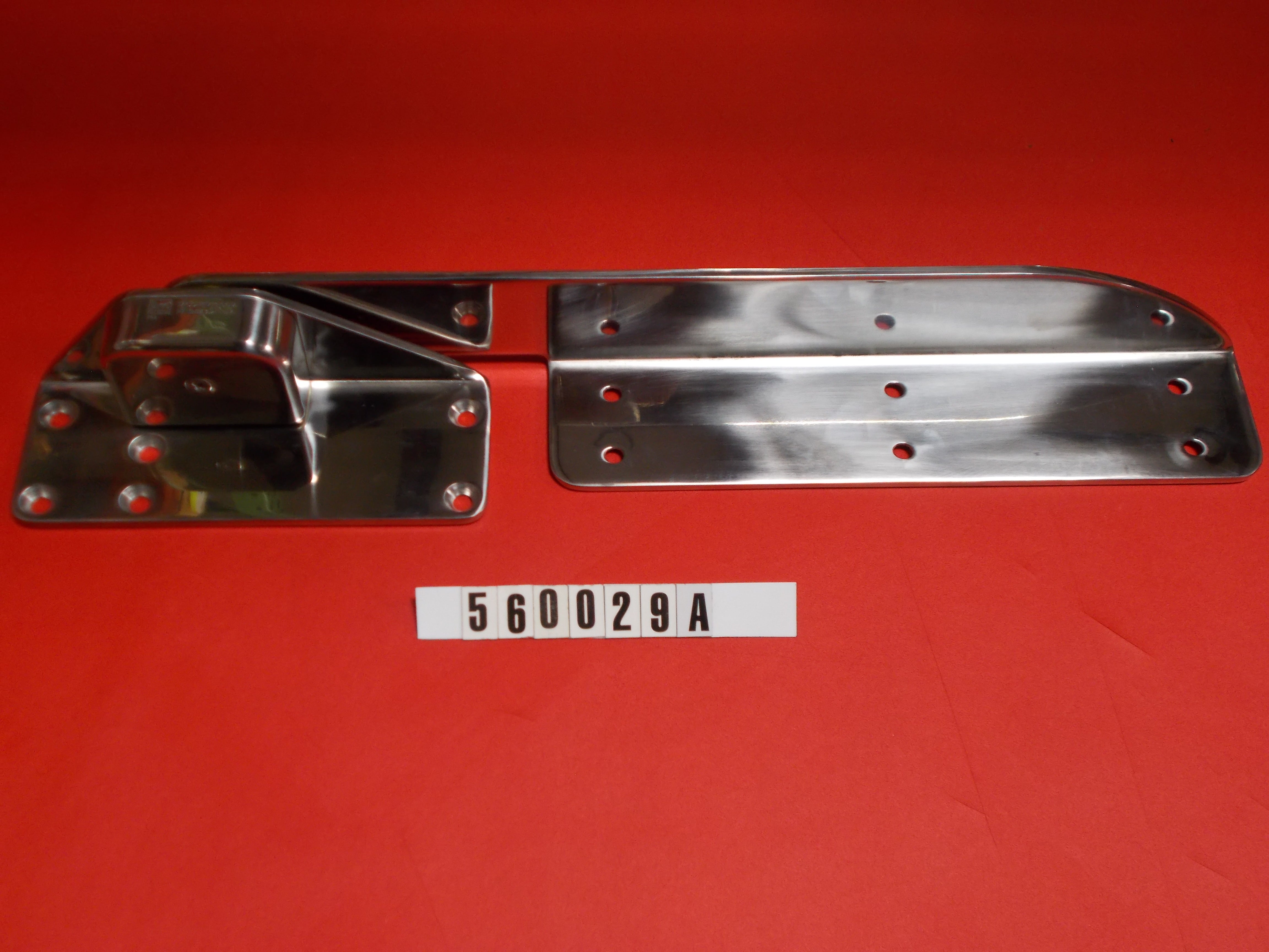 HINGE-RATCHETING ANGLED BACK REST REVA