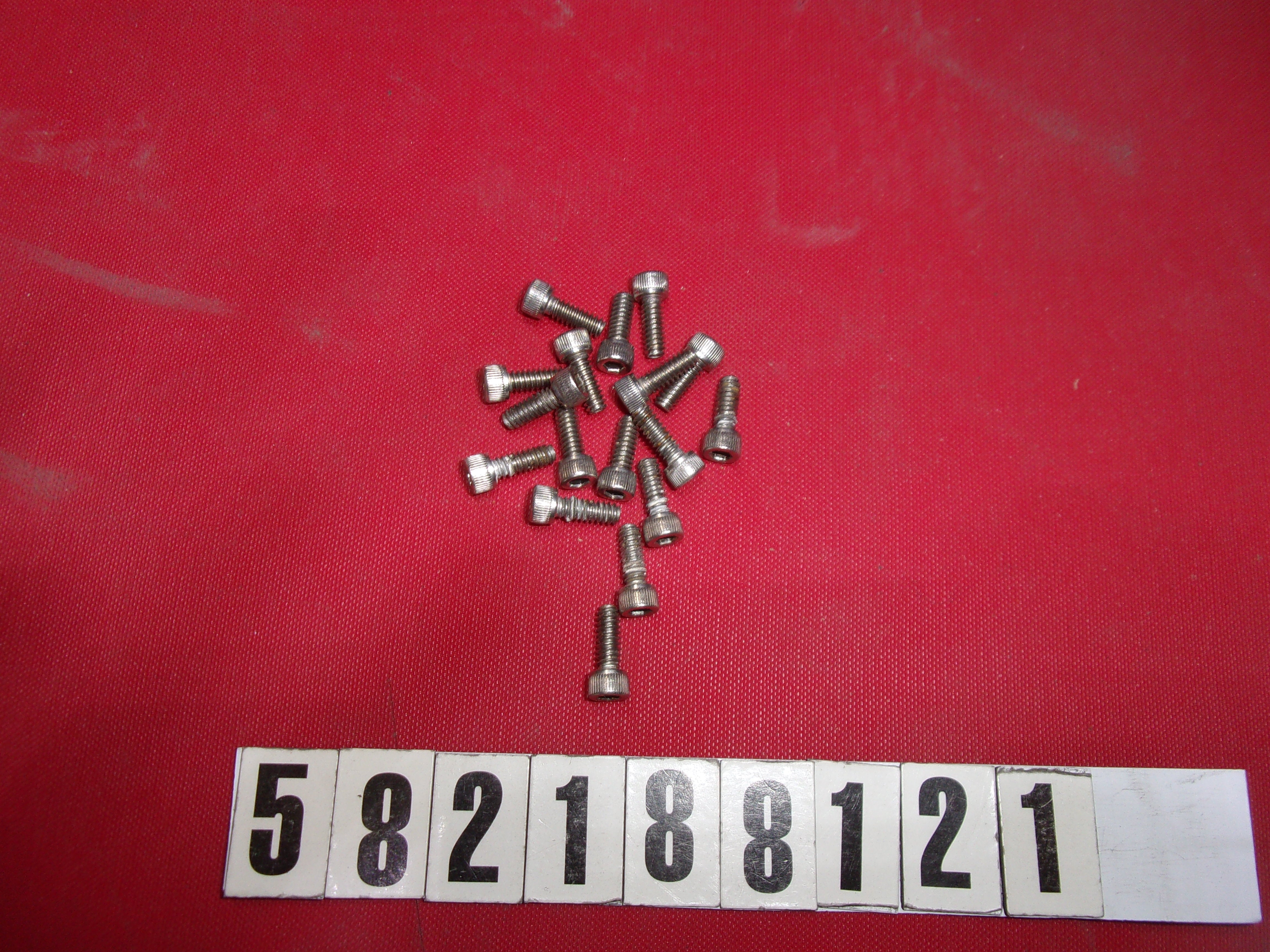 TOWER- 2017 ZFT4 BOLT 18-8 SHCS 6-32 X 3/8