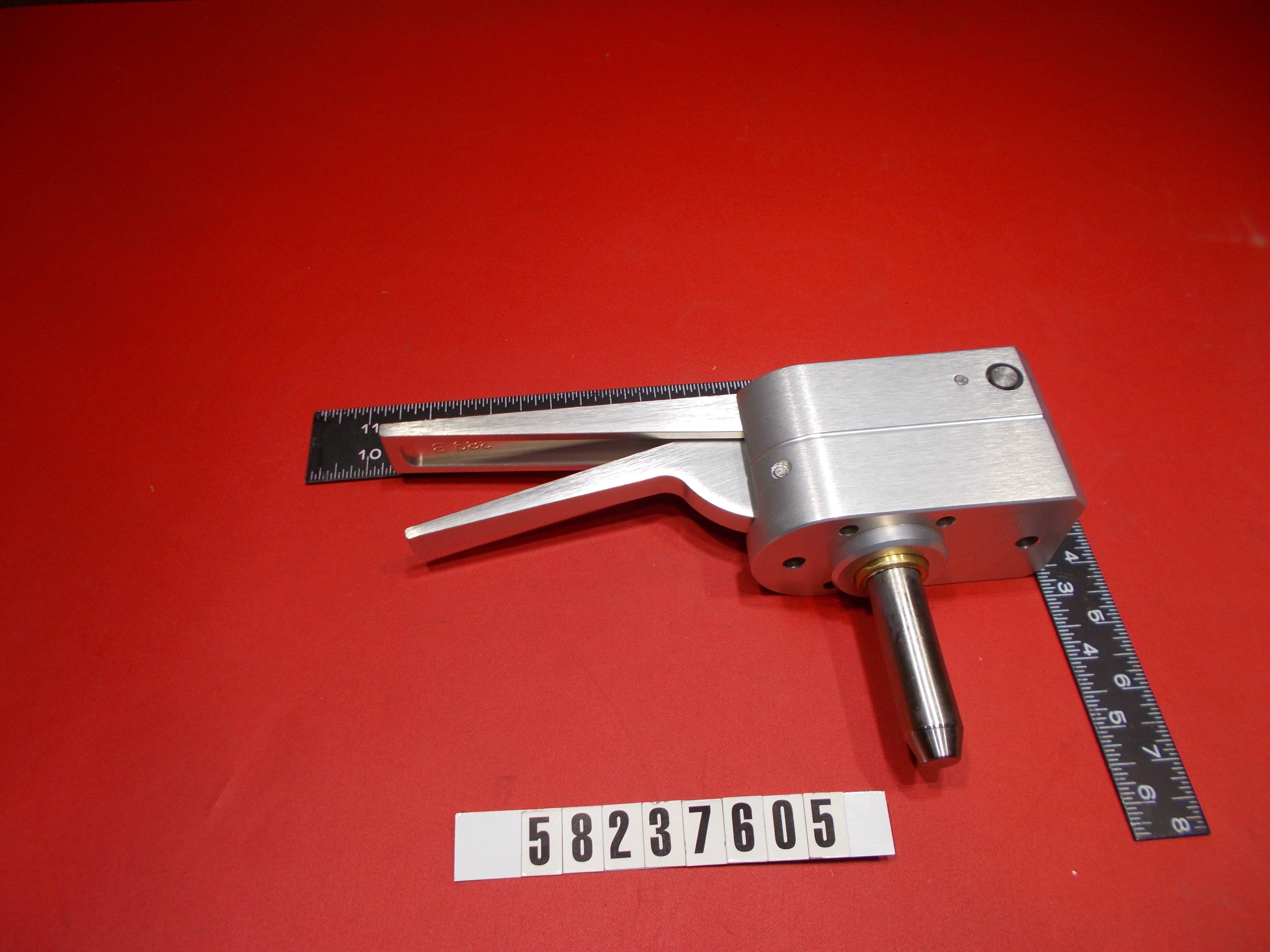 TOWER - PULL PIN ASSEMBLY ZFT4-PLUS 2017 PORT AND STBD