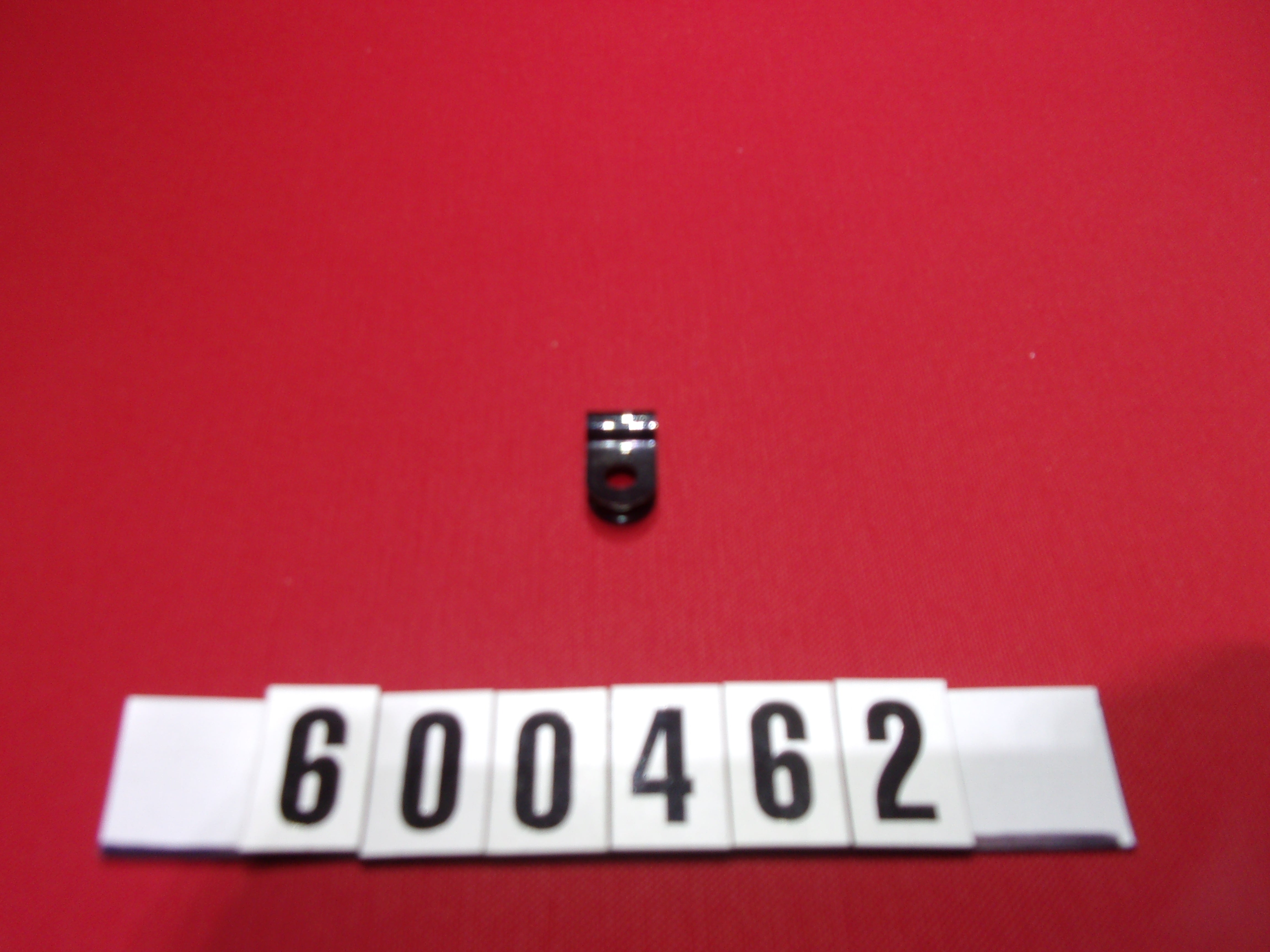 CLAMP-NYLON LOOP 1/8"ID X 11/16" LONG BLK PLASTIC