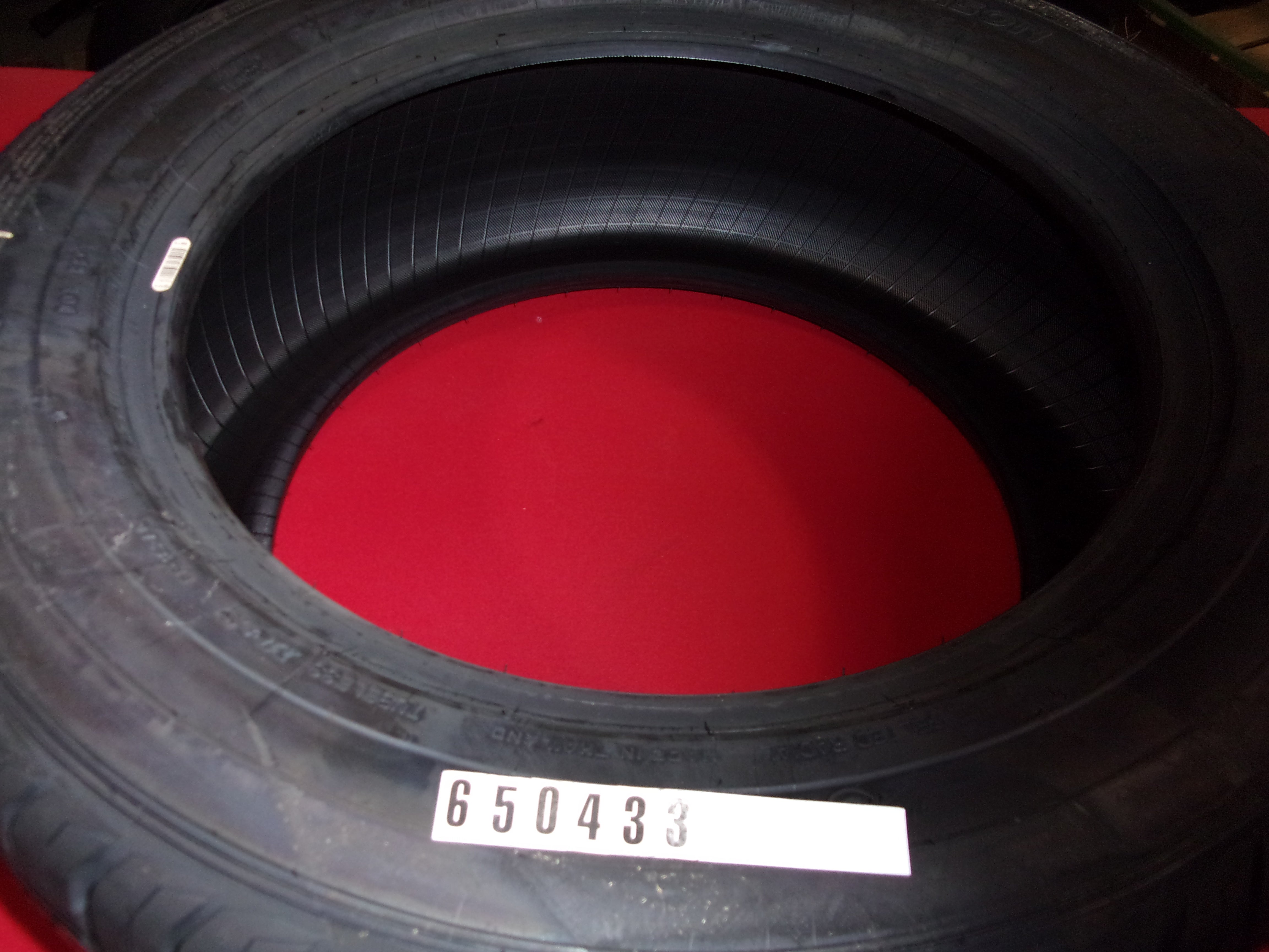 Replaced by Part# 650479 : TIRE--255/55R18 XL OHTSU ST5000