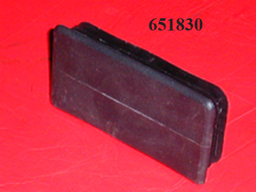 PLUG-TUBE-PLASTIC-BLACK NEED 2