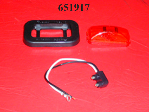 Replaced by Part# 651936 : LIGHTS - SIDE / CLEARANCERED '02