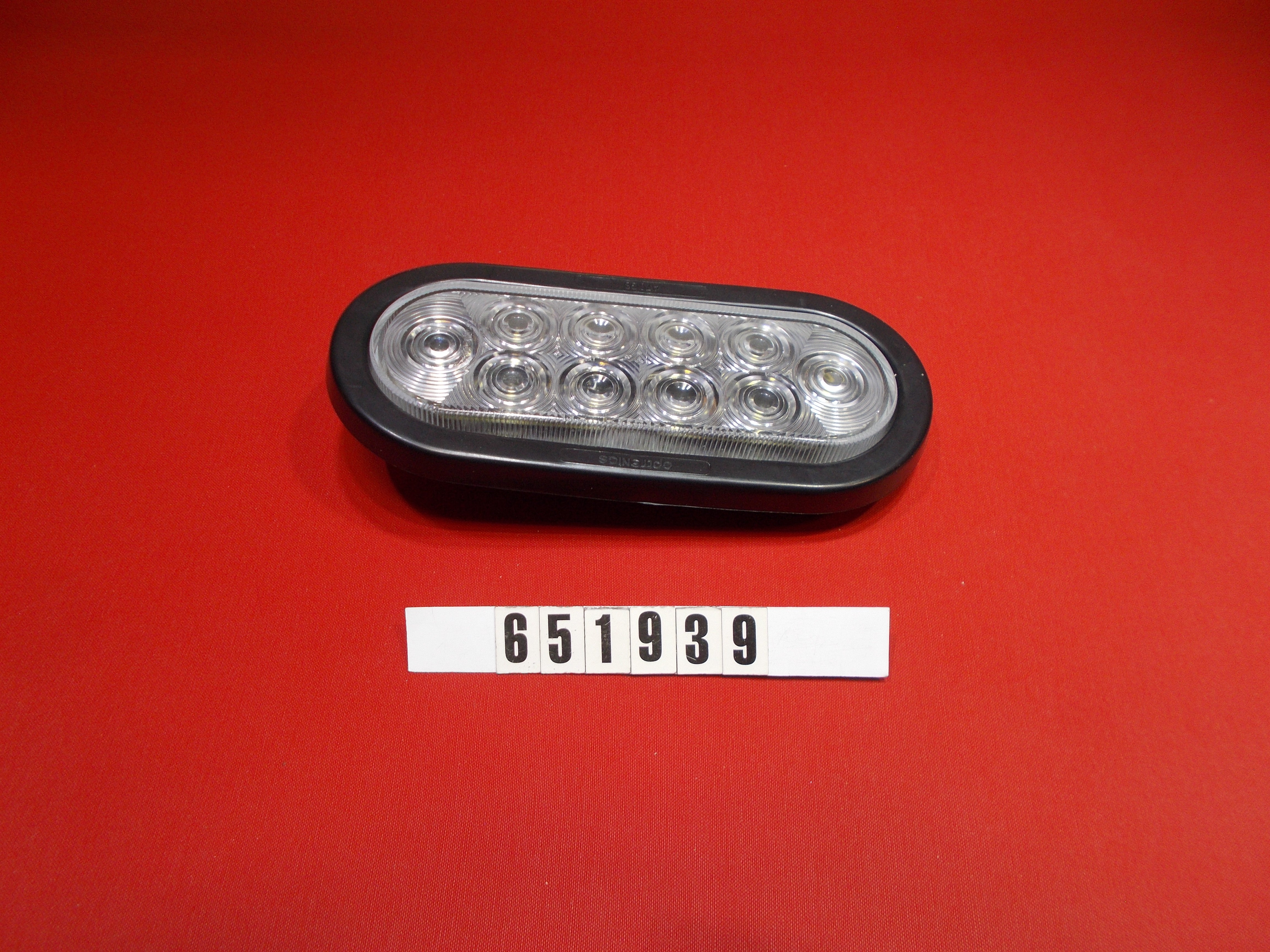 LIGHT-BACK UP ALL TRAILERS '08 LIGHT & GROMMET