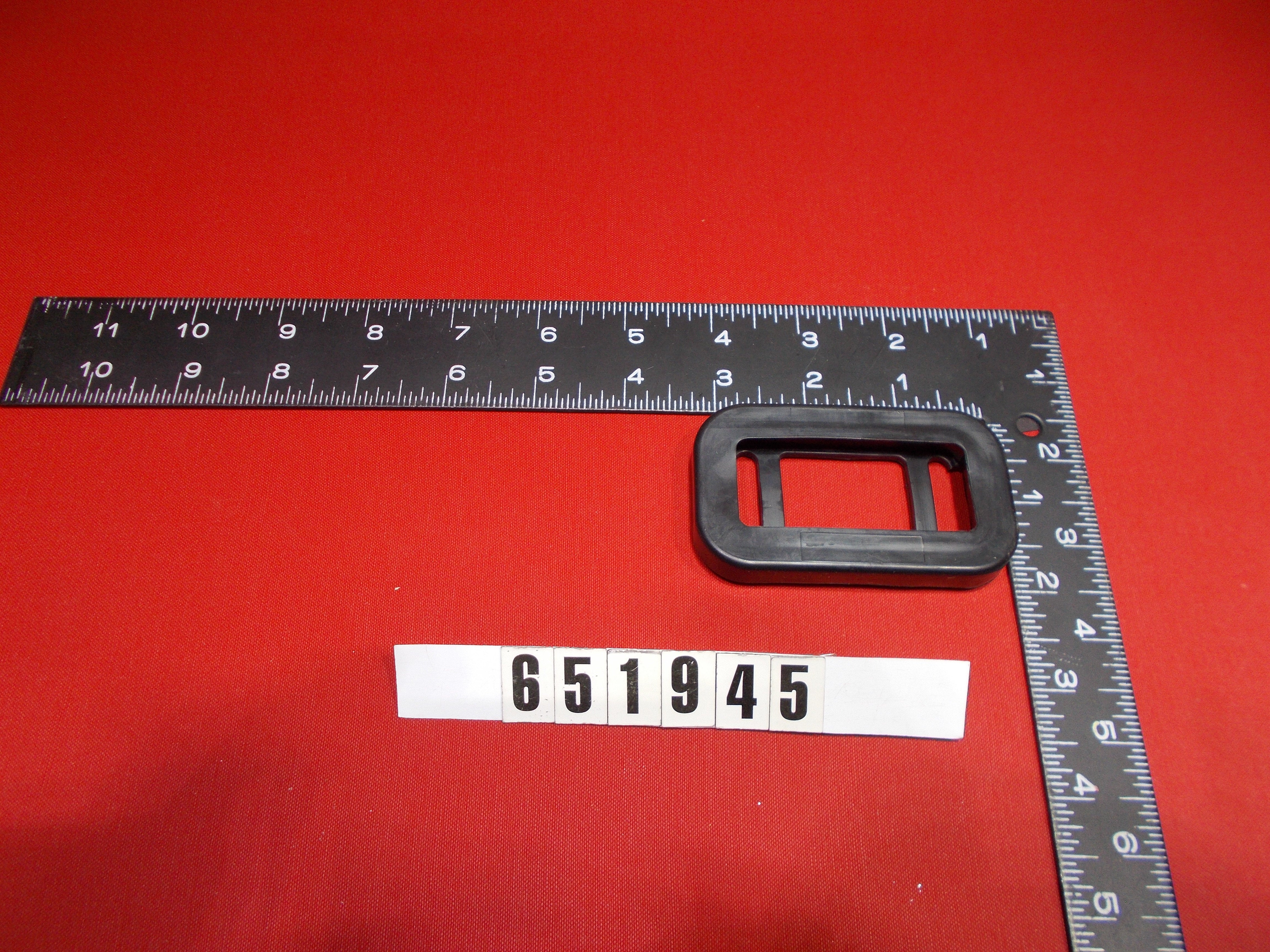 GROMMET-BLACK FITS 651936 & 651937 MARKER LIGHTS