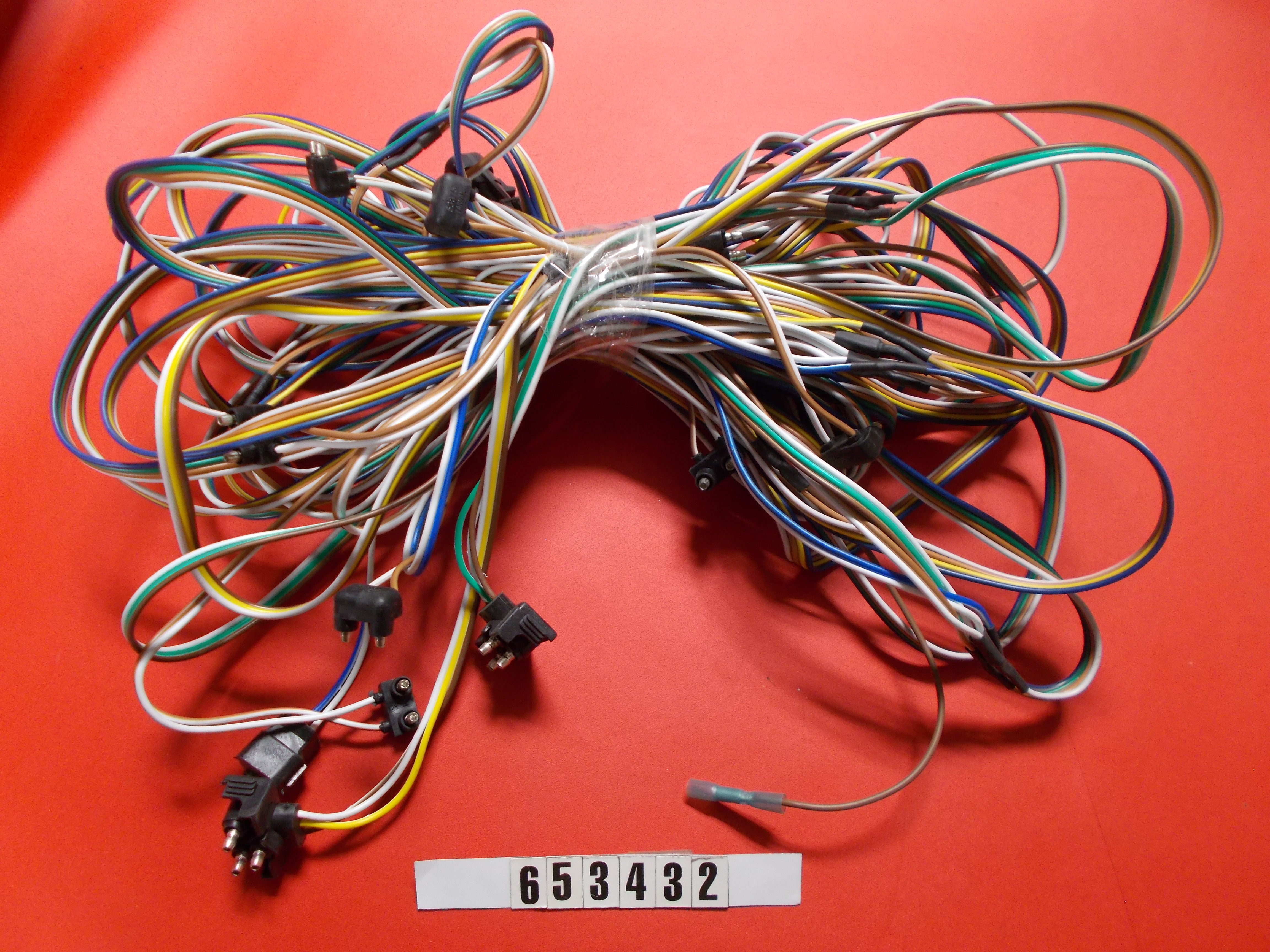 HARNESS-TRAILER ALL '08 MAIN