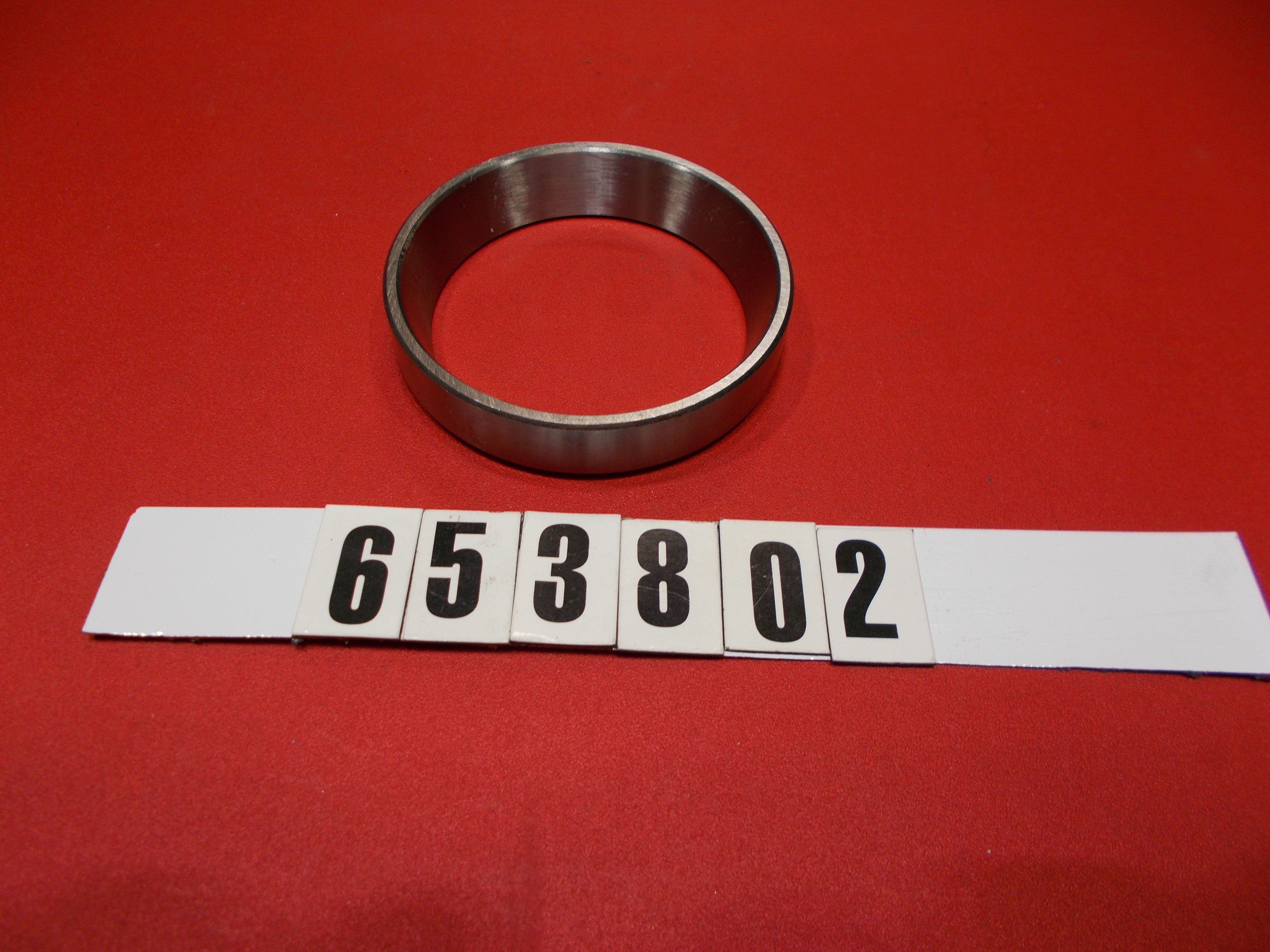 RACE-OUTER HUB UFP 15in HUB 6-LUG 90-06 LM67010 5200LB AXLE