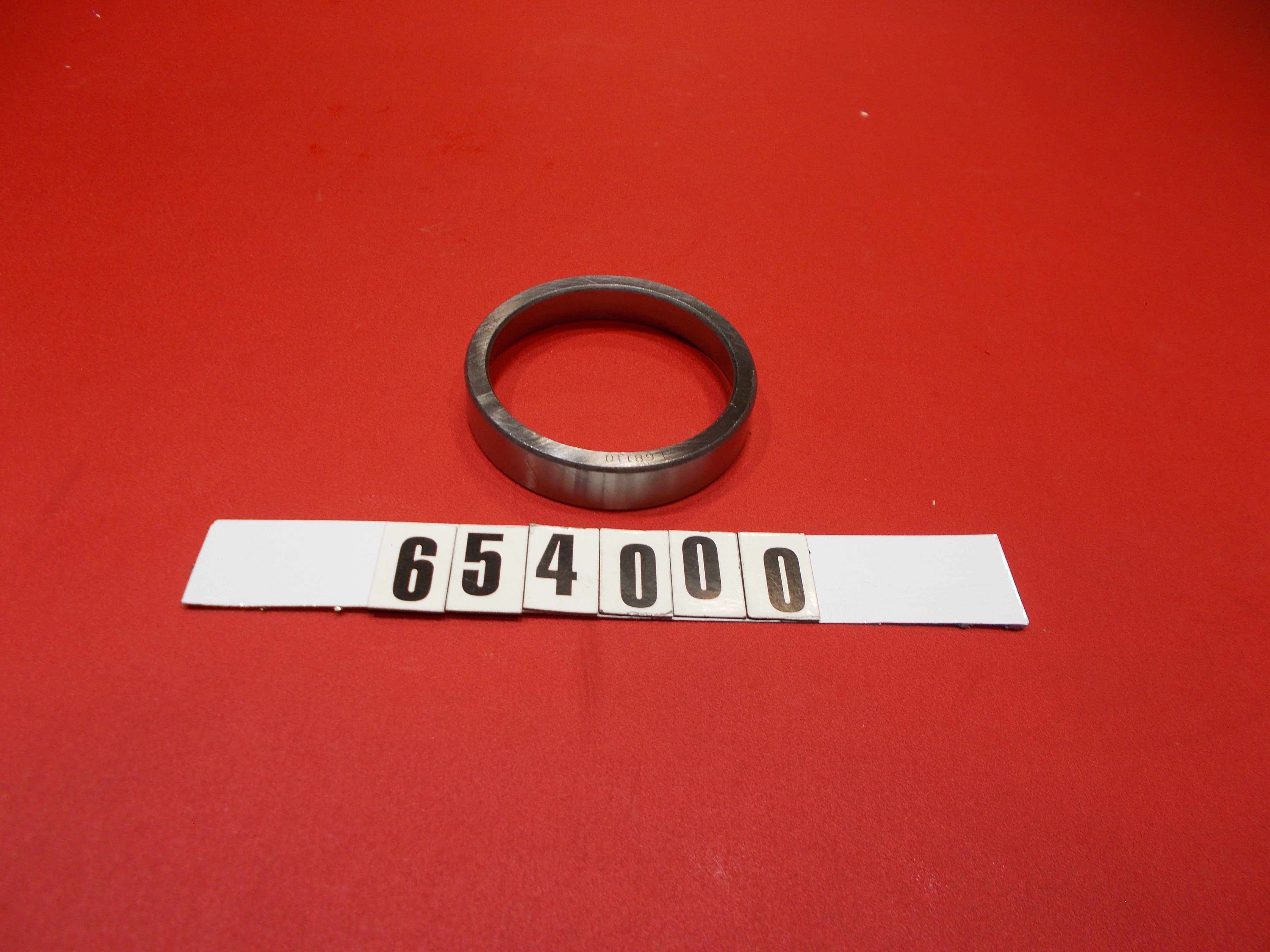 RACE-INNER HUB UFP 14IN HUB 5-LUG 90-02 L38110