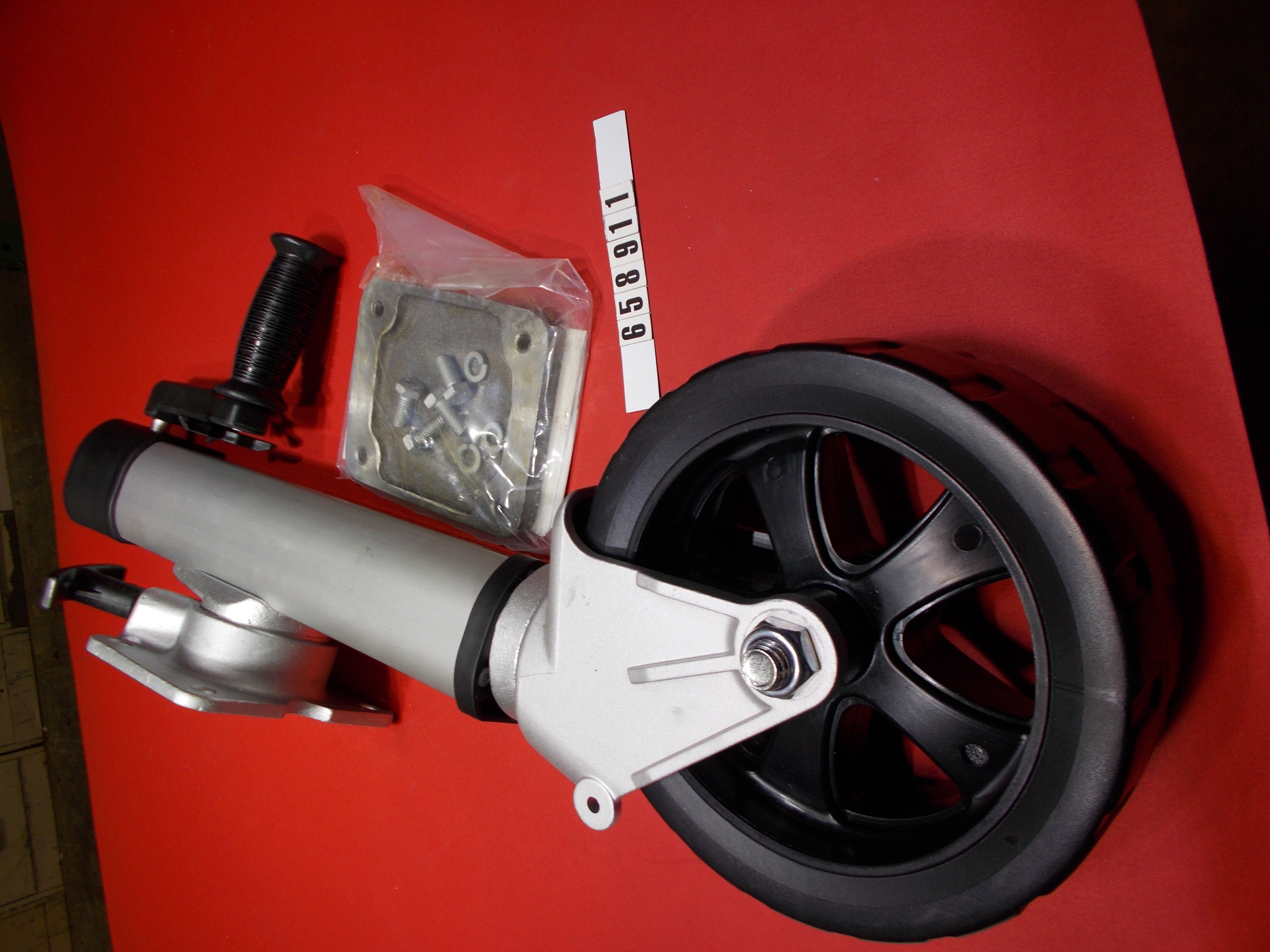 JACK- SINGLE WHEEL WITH MOUNTING PLATE TRAILER-'13