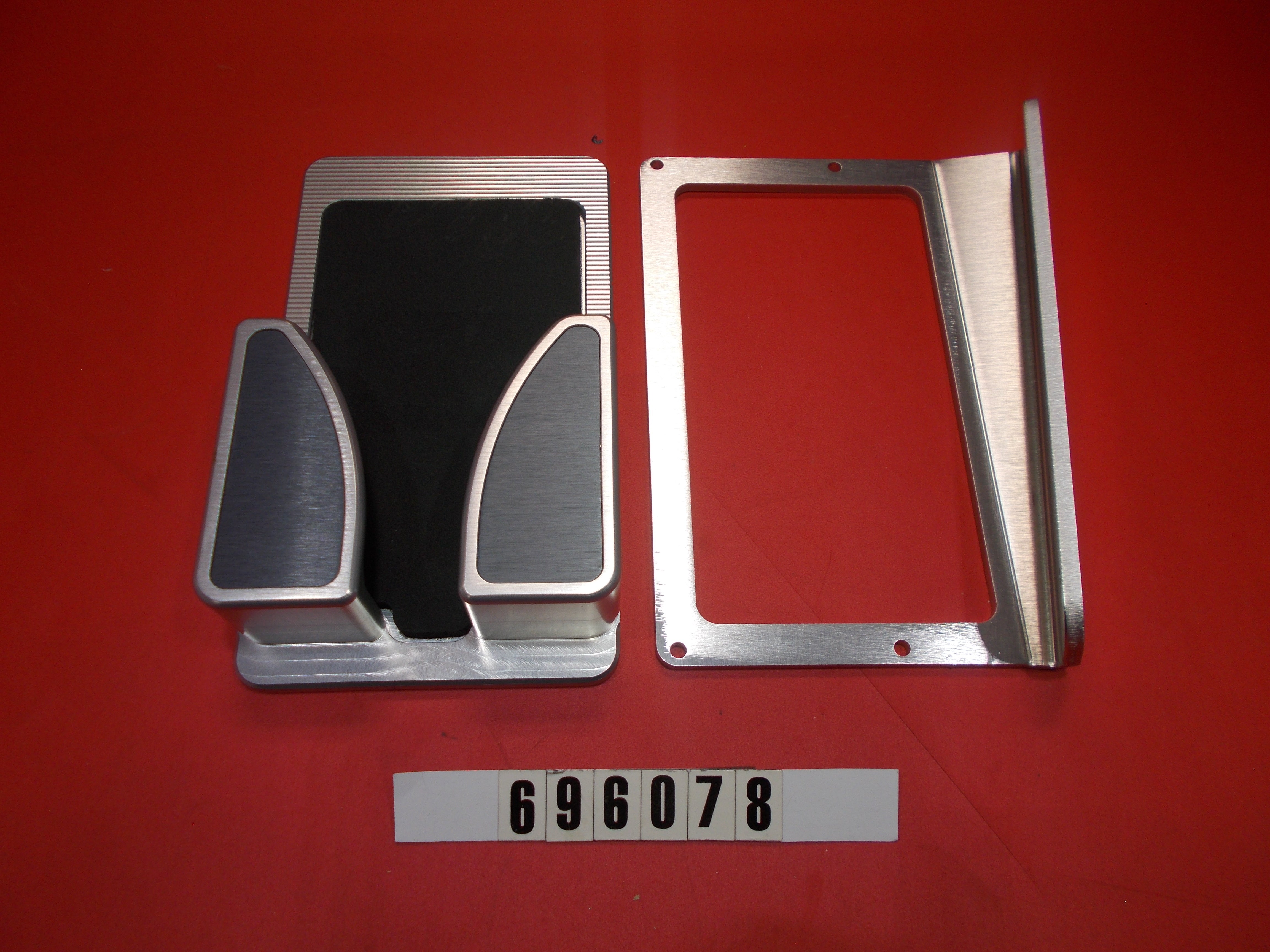 CRADLE-PHONE THROTTLE PANEL