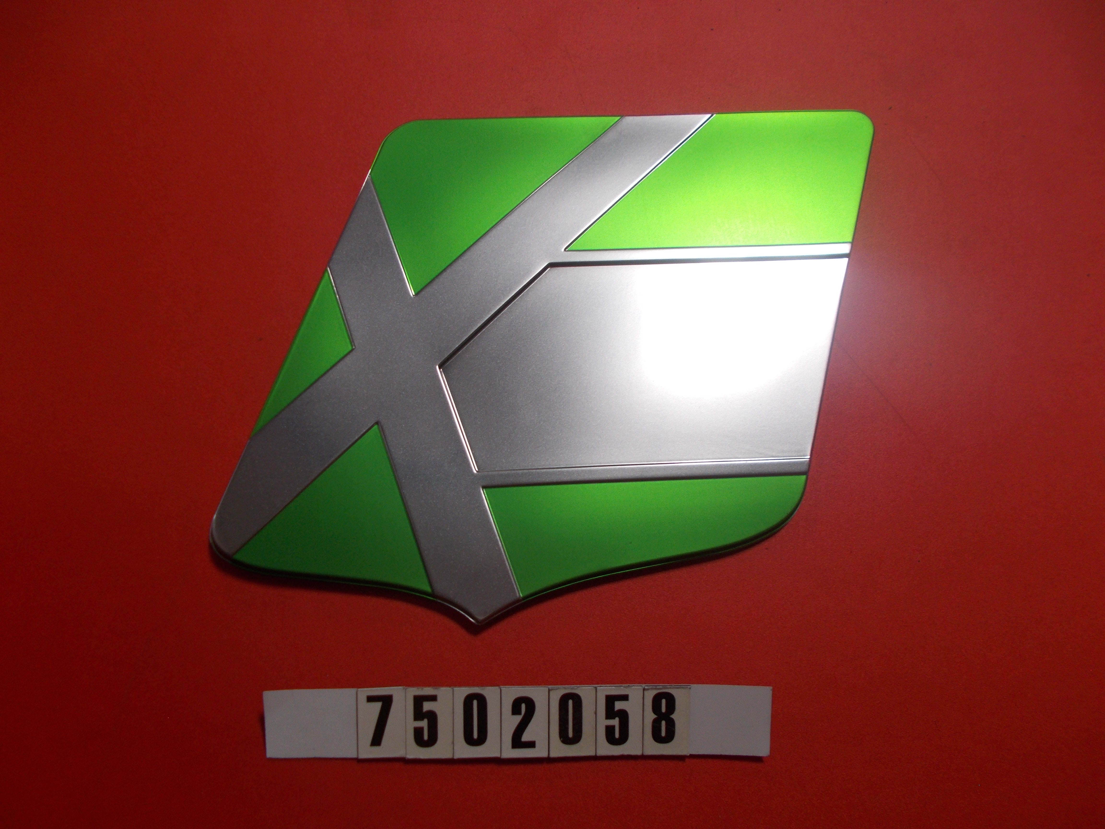 DECAL-LG SHIELD LIME GREEN '14 X SERIES