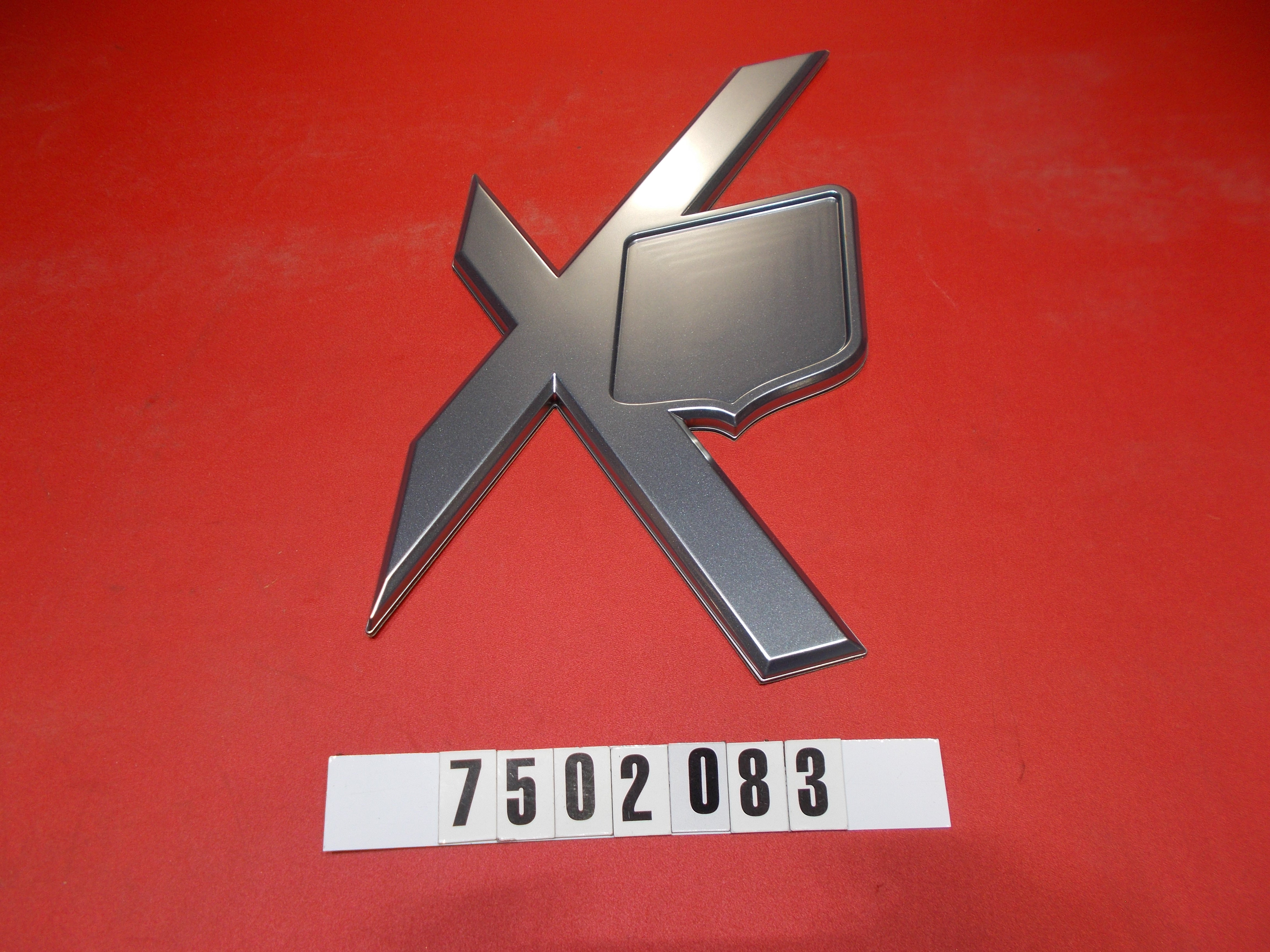 DECAL-XSERIES SATIN CHROME '16