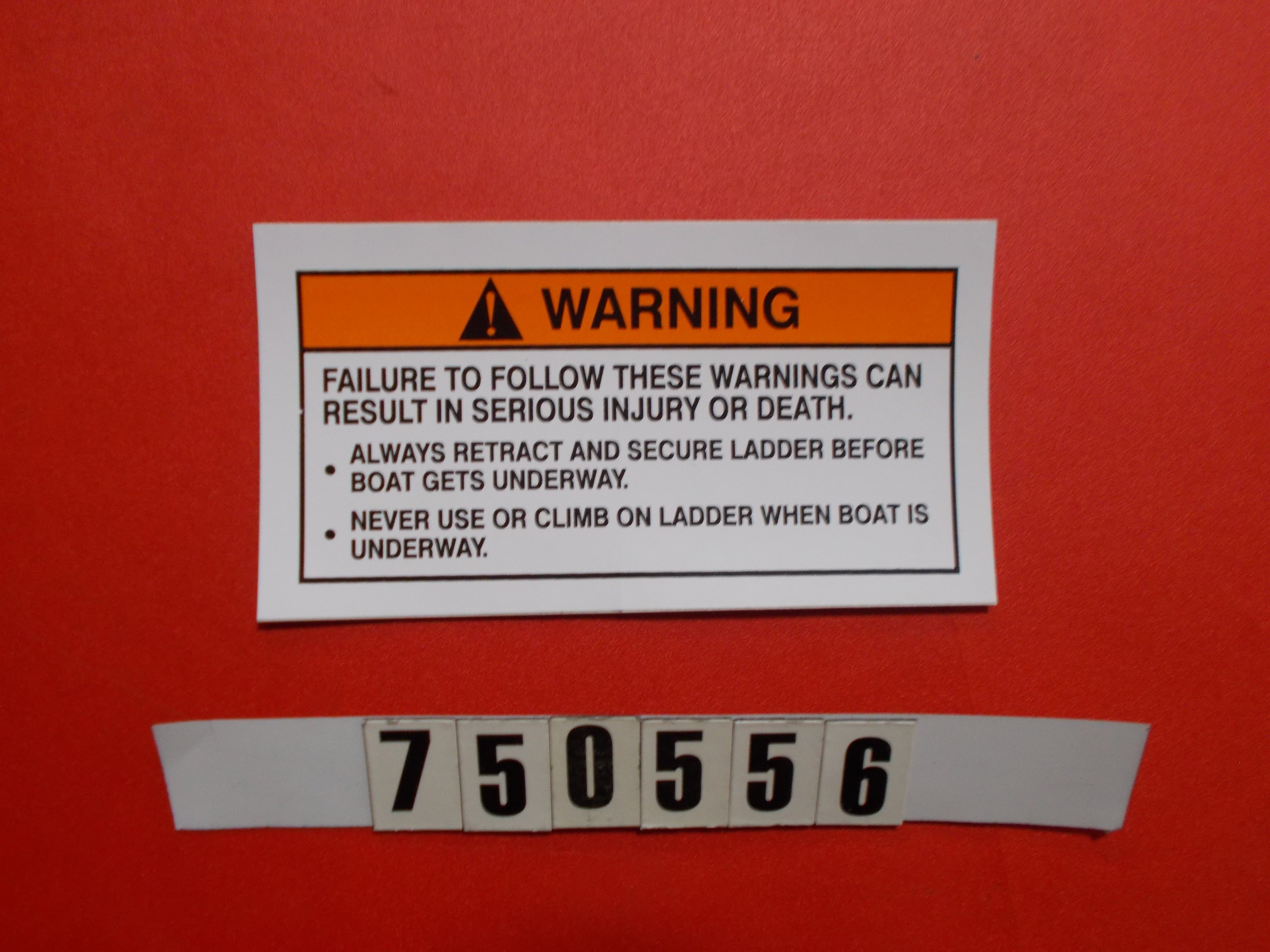 DECAL-WARNG LADDER XSTAR/280/X80 '04-'14