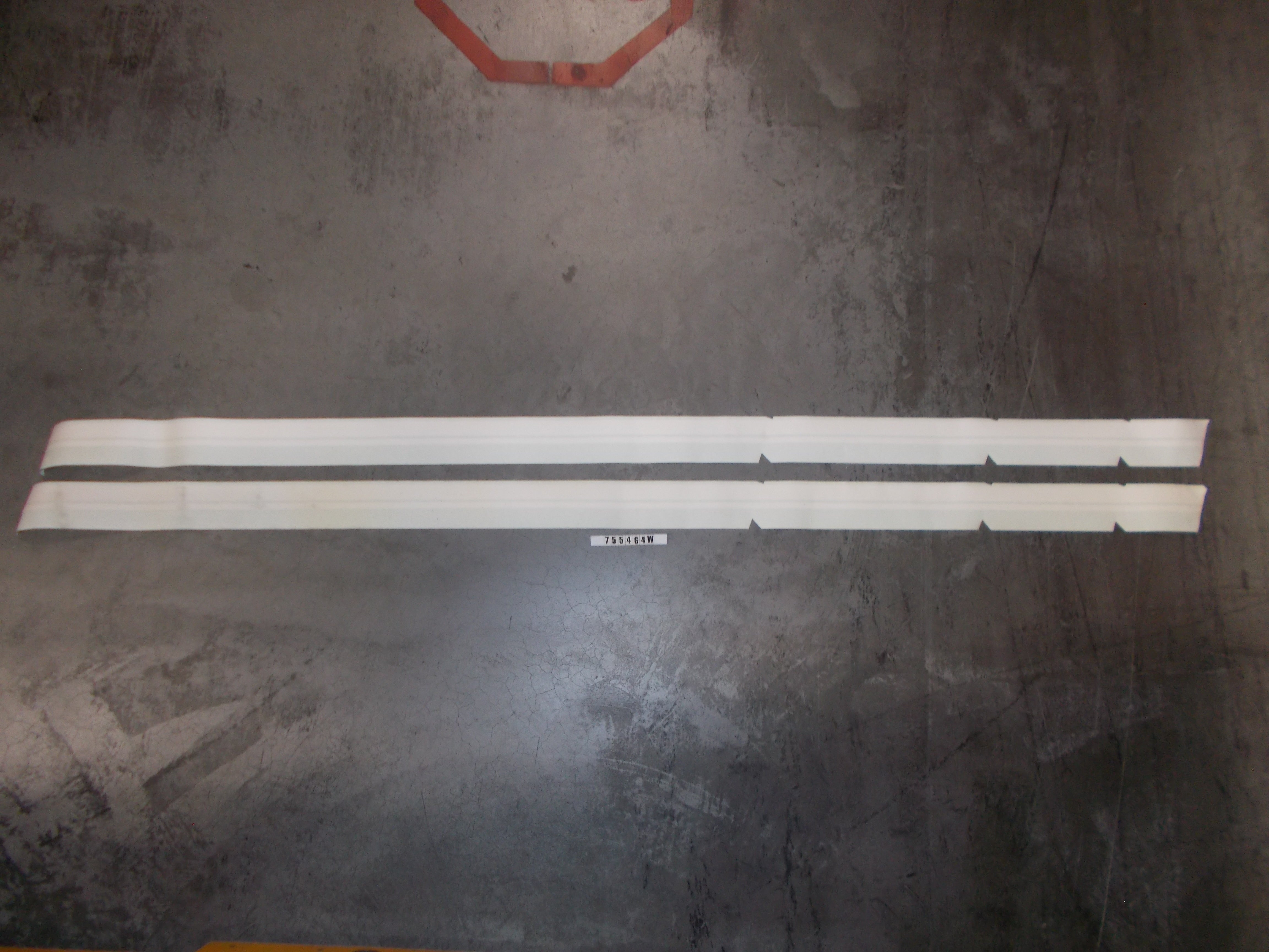 "GRAPHIC-STRIPE 5"" FRAME WHITE '16"