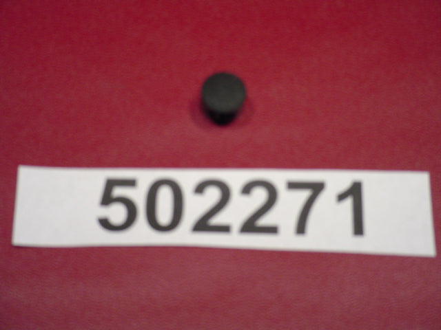 "PLUG-1/2"" HOLE ALUM ARM REST X45/245 '05, X30/230 '06"