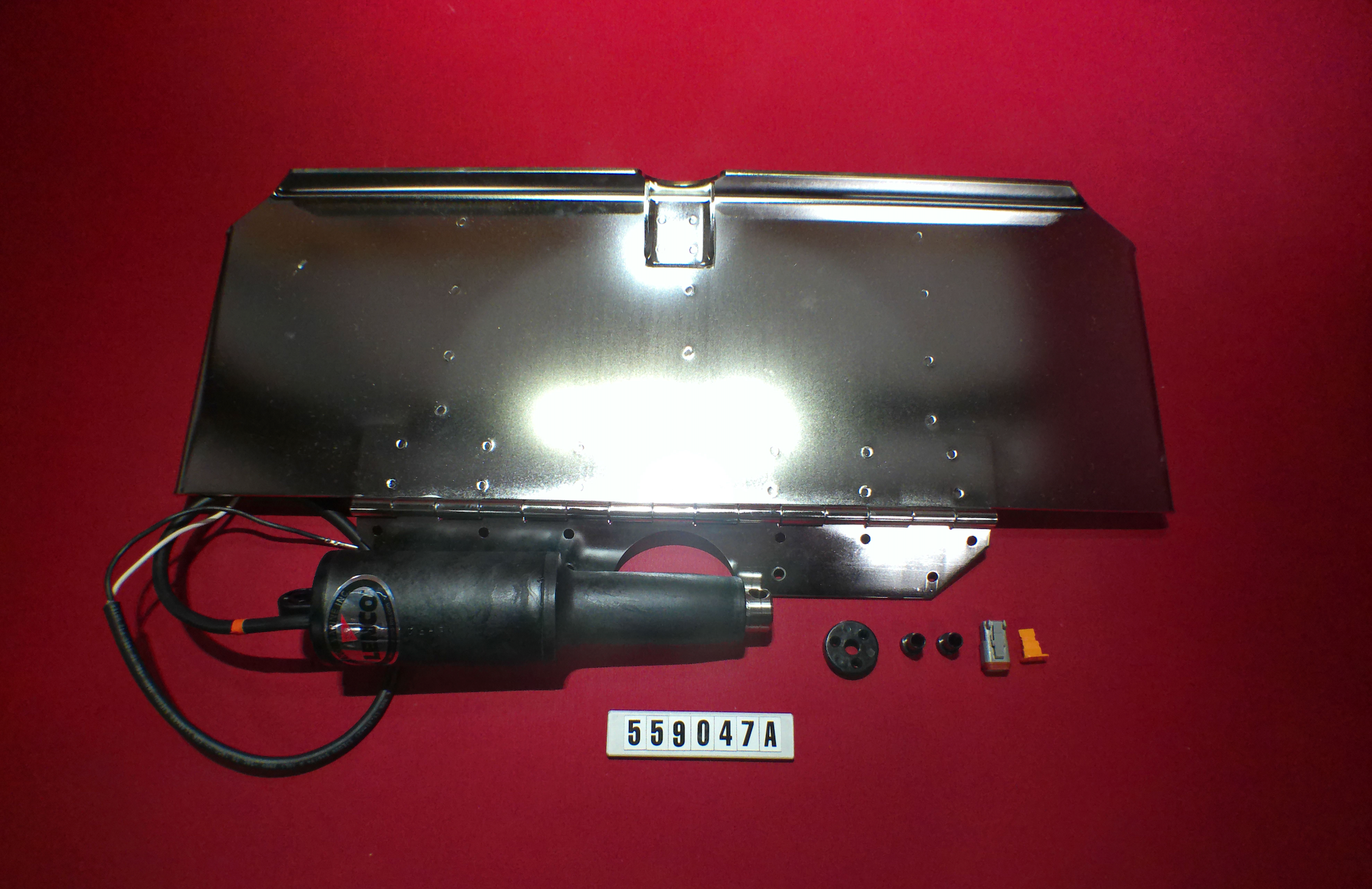 TRIM TAB ASSY V'S SD