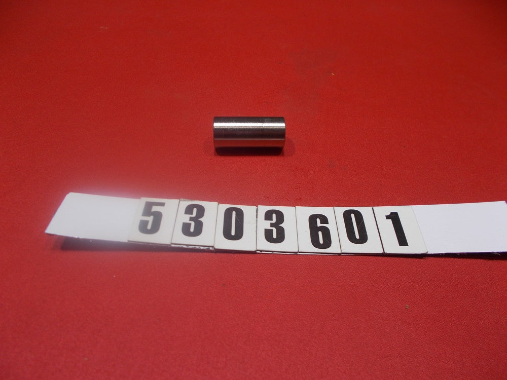 "BRACKET-FOLDING PLAT 1.075"" X .50 OD SS PIN THREADED INSIDE '13"