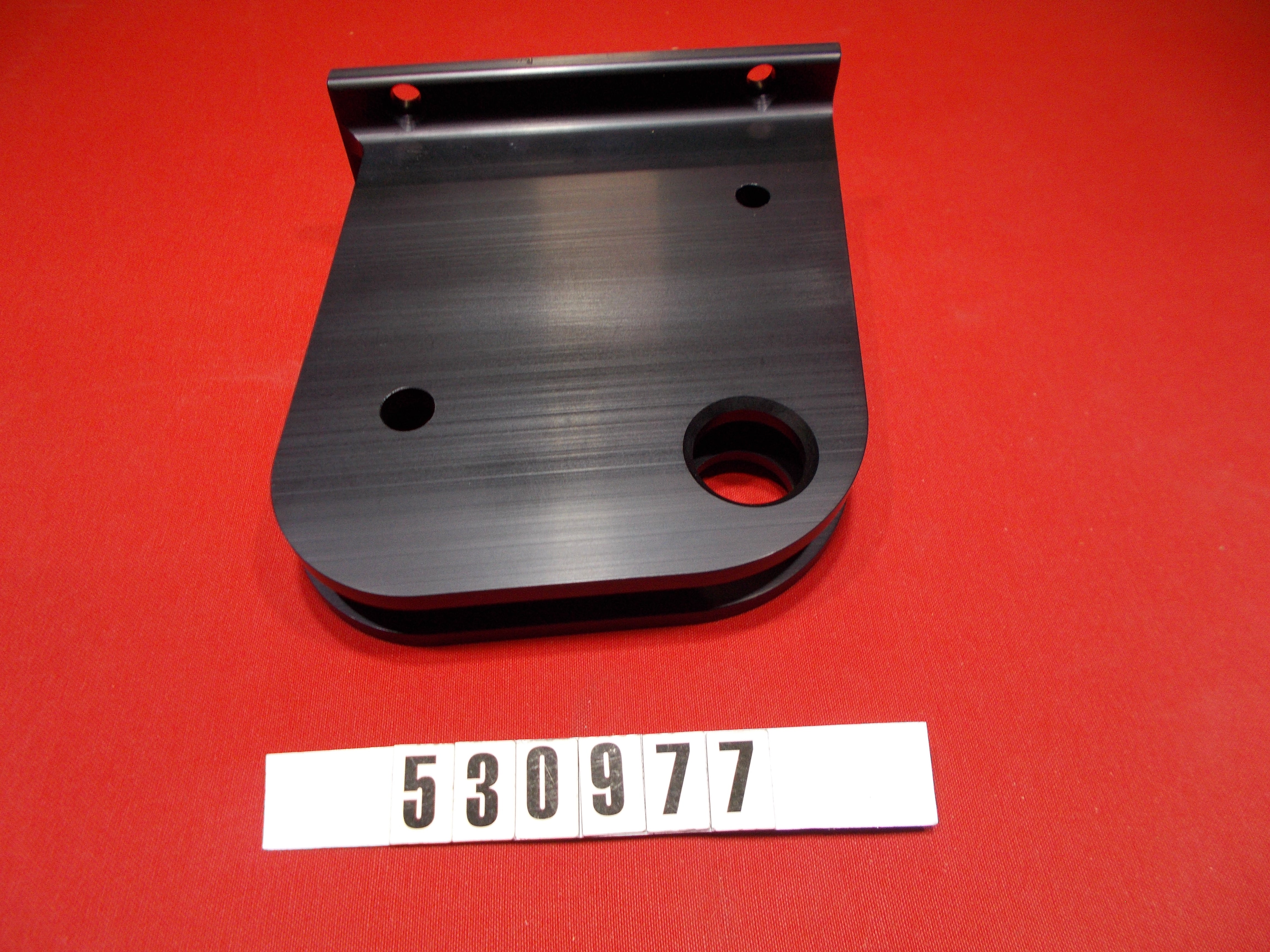 BRACKET - TRANSOM MOUNTED - 3 HOLE