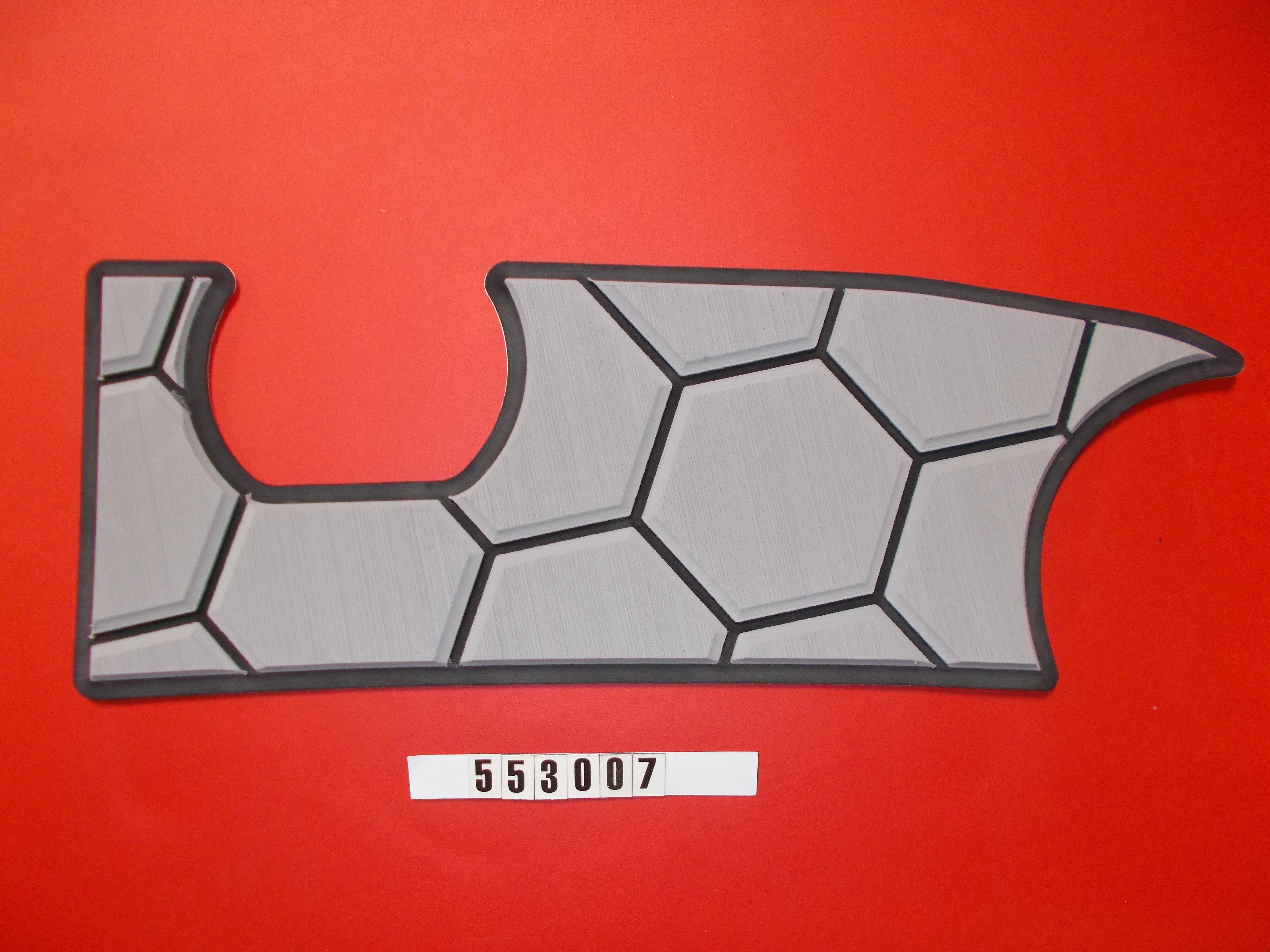 PAD-GRAY TRANSOM STEP PORT FOR OB CAGE.