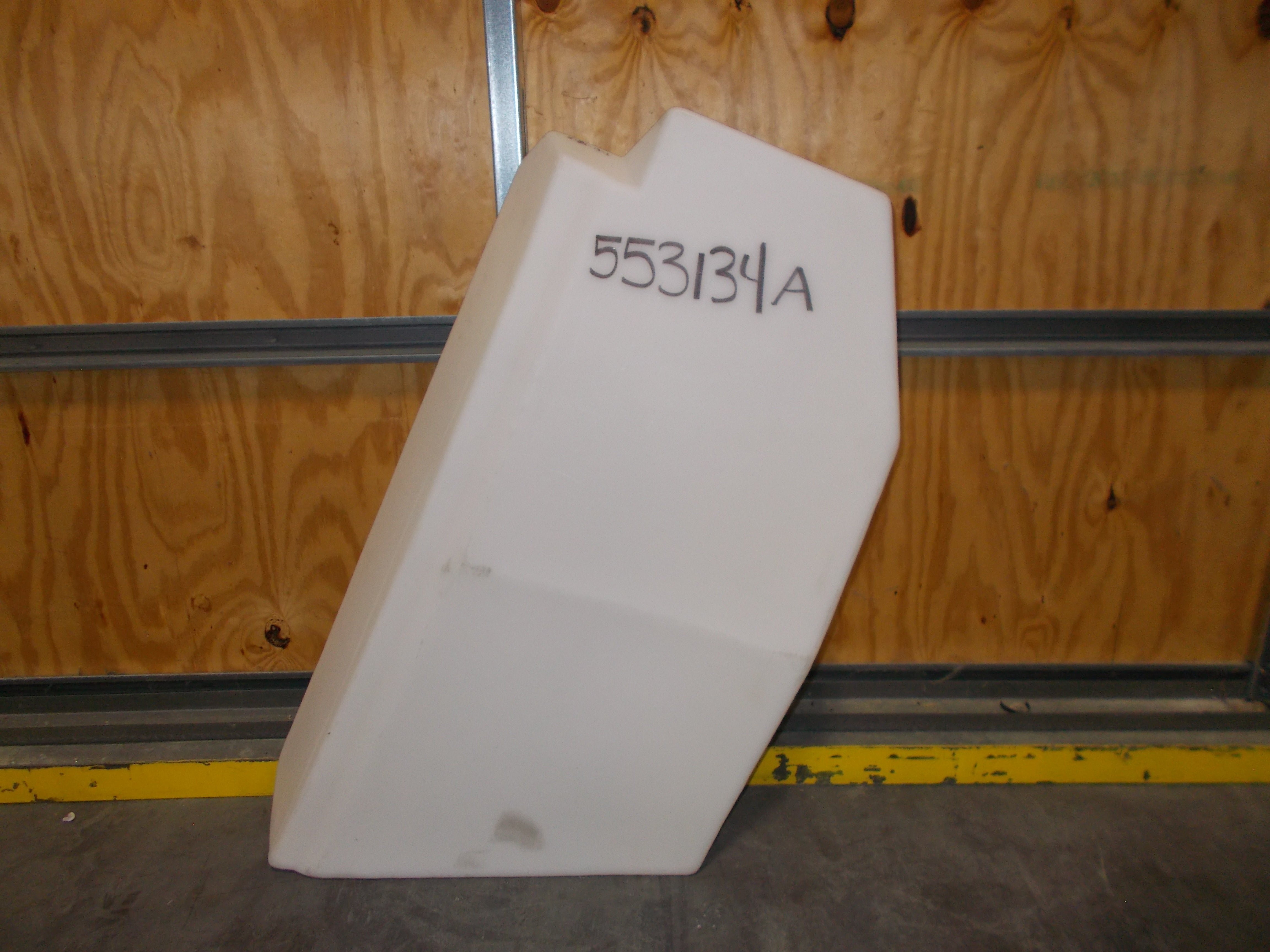 Replaced by Part# 553134C : TANK-MTS BALLAST 20 GAL PROSTAR '14 REV A