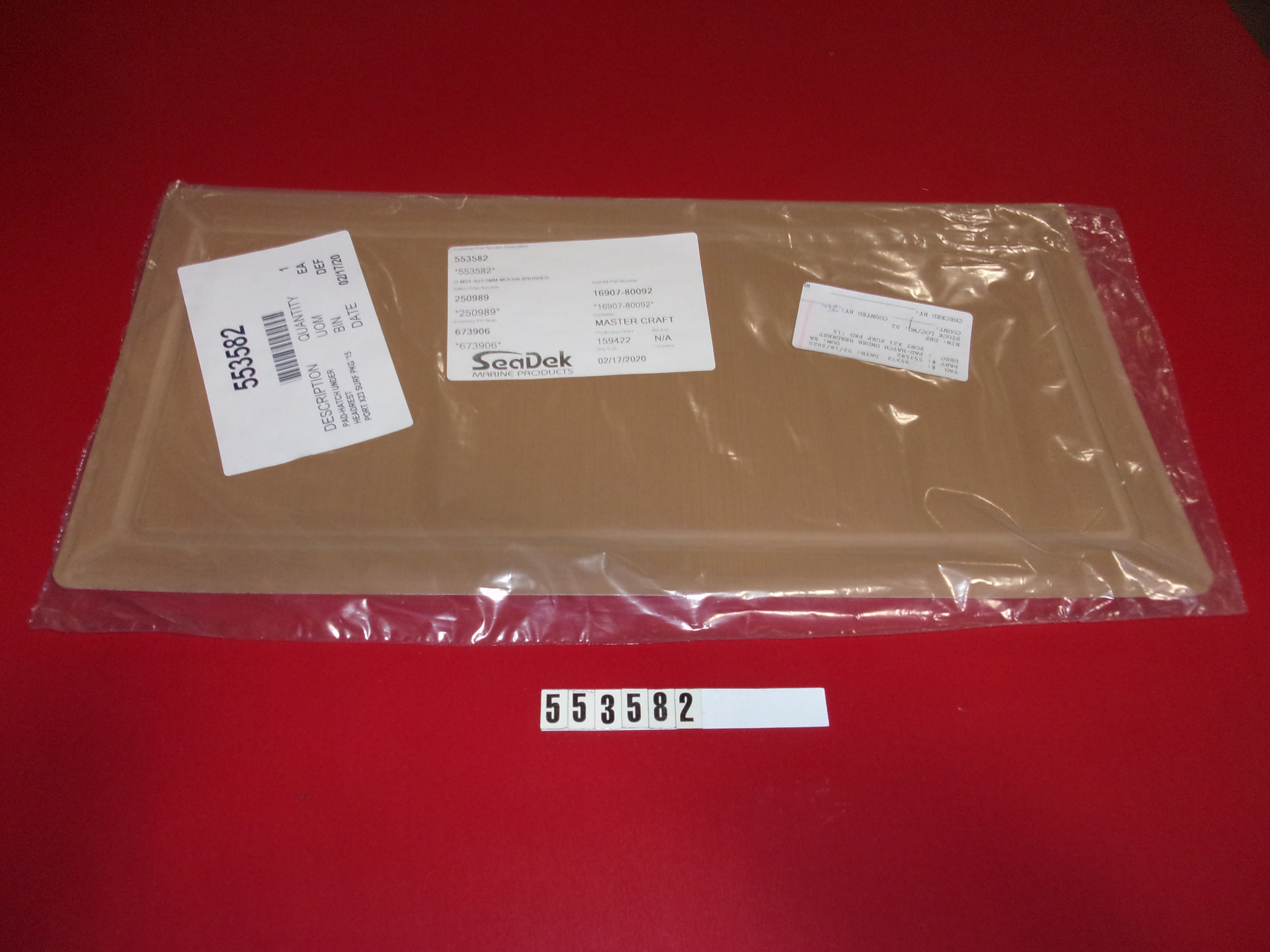 PAD-HATCH UNDER HEADREST PORT X23 SURF PKG '15