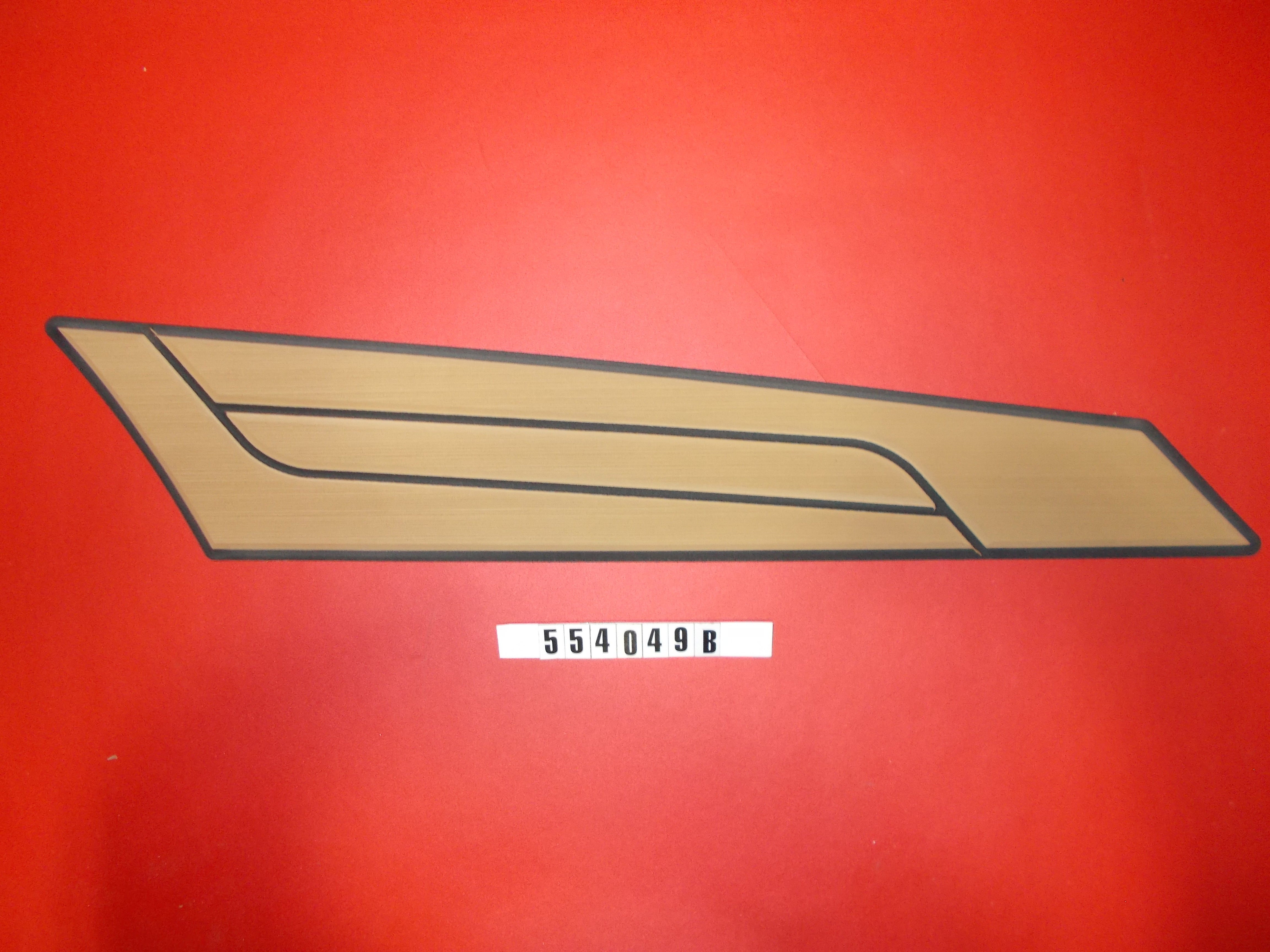 PAD-STBD GUNNEL FWD TEAK X24/X22 REB B '19