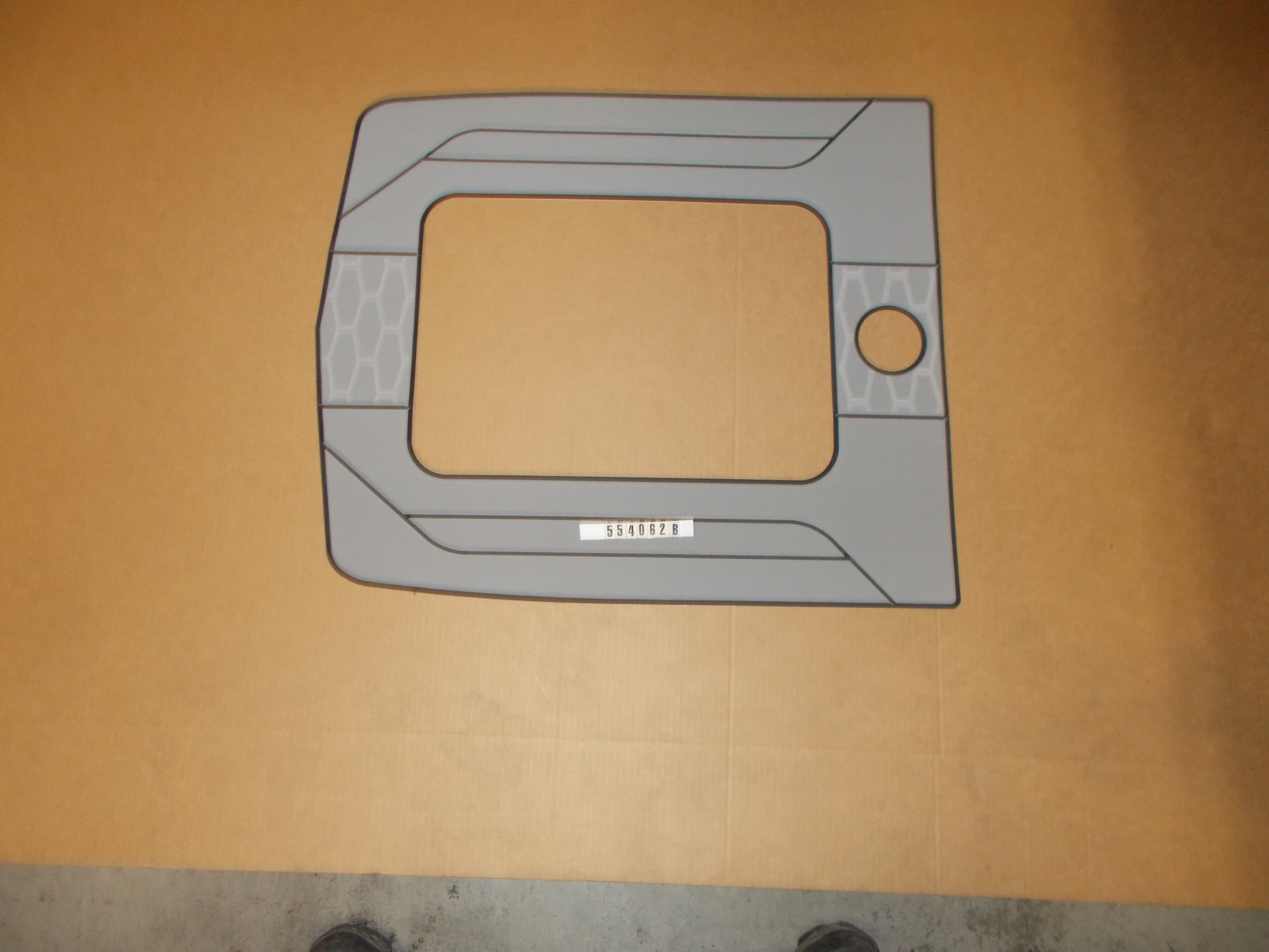 PAD - LOUNGER HATCH VENT COVER - GRAY - X22/X24 REVA