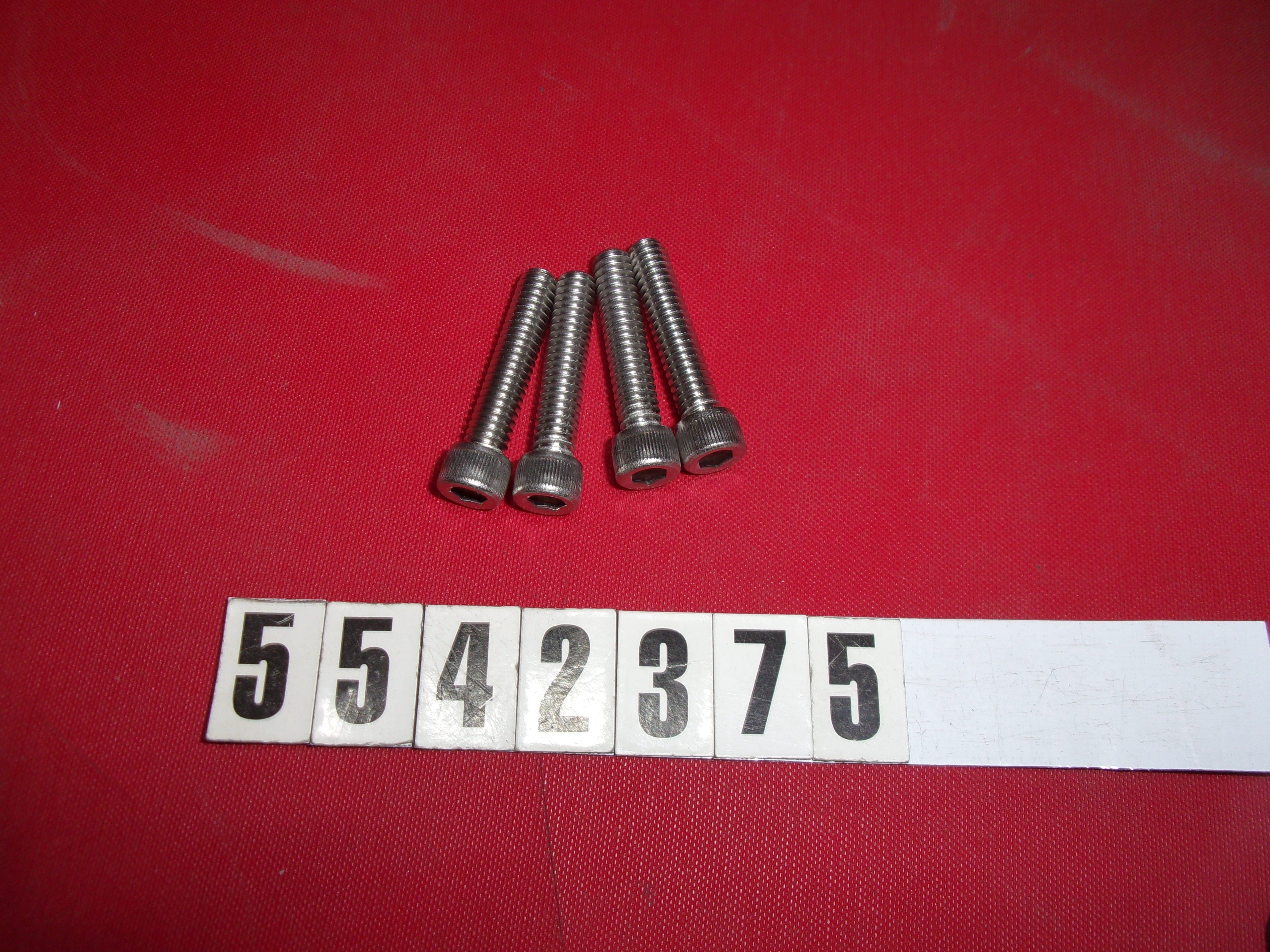 "SKI RACK BOLT SHSC 1/4-20 X 1.25"" #5"