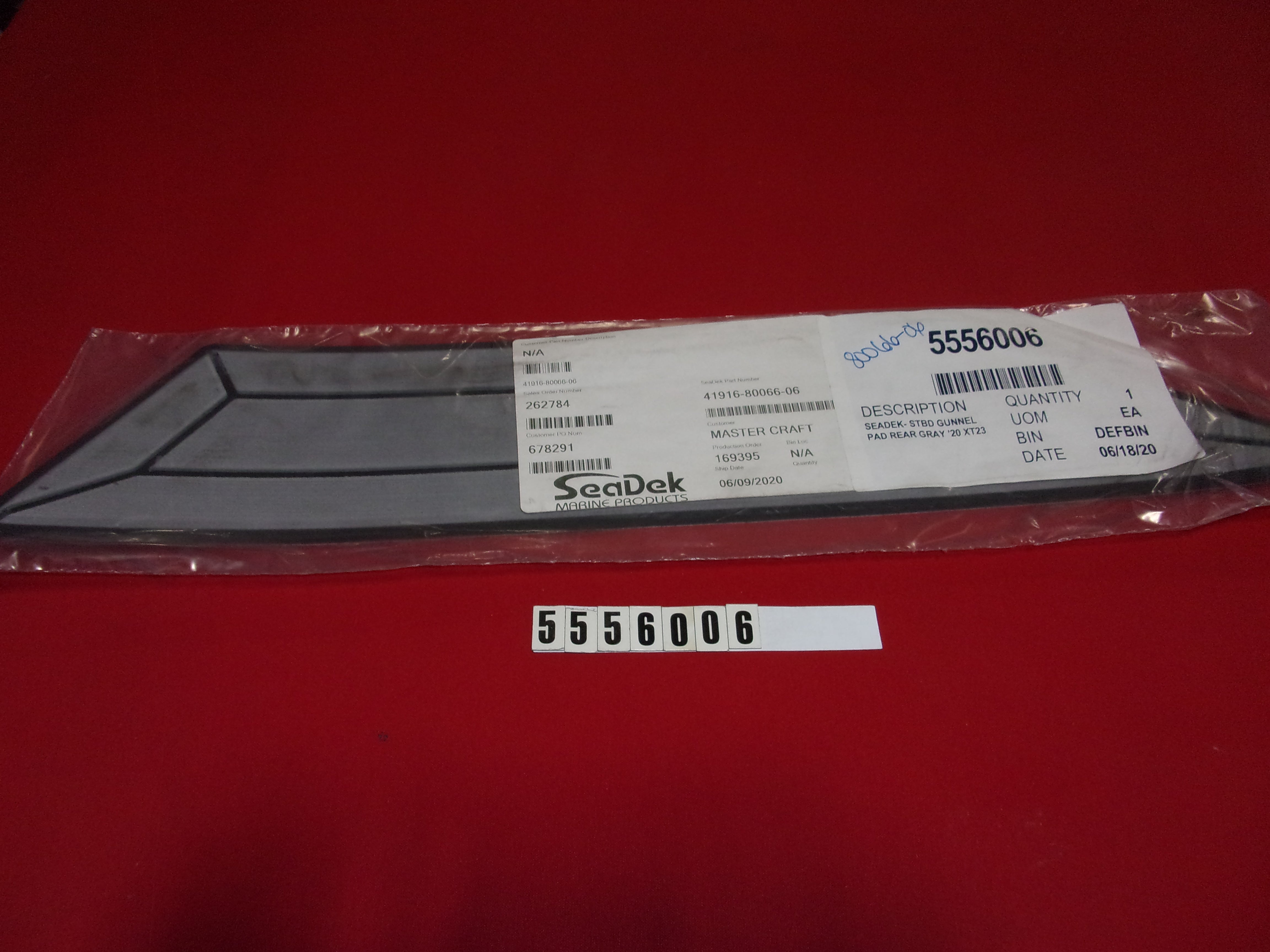 SEADEK- STBD GUNNEL PAD REAR GRAY '20 XT23