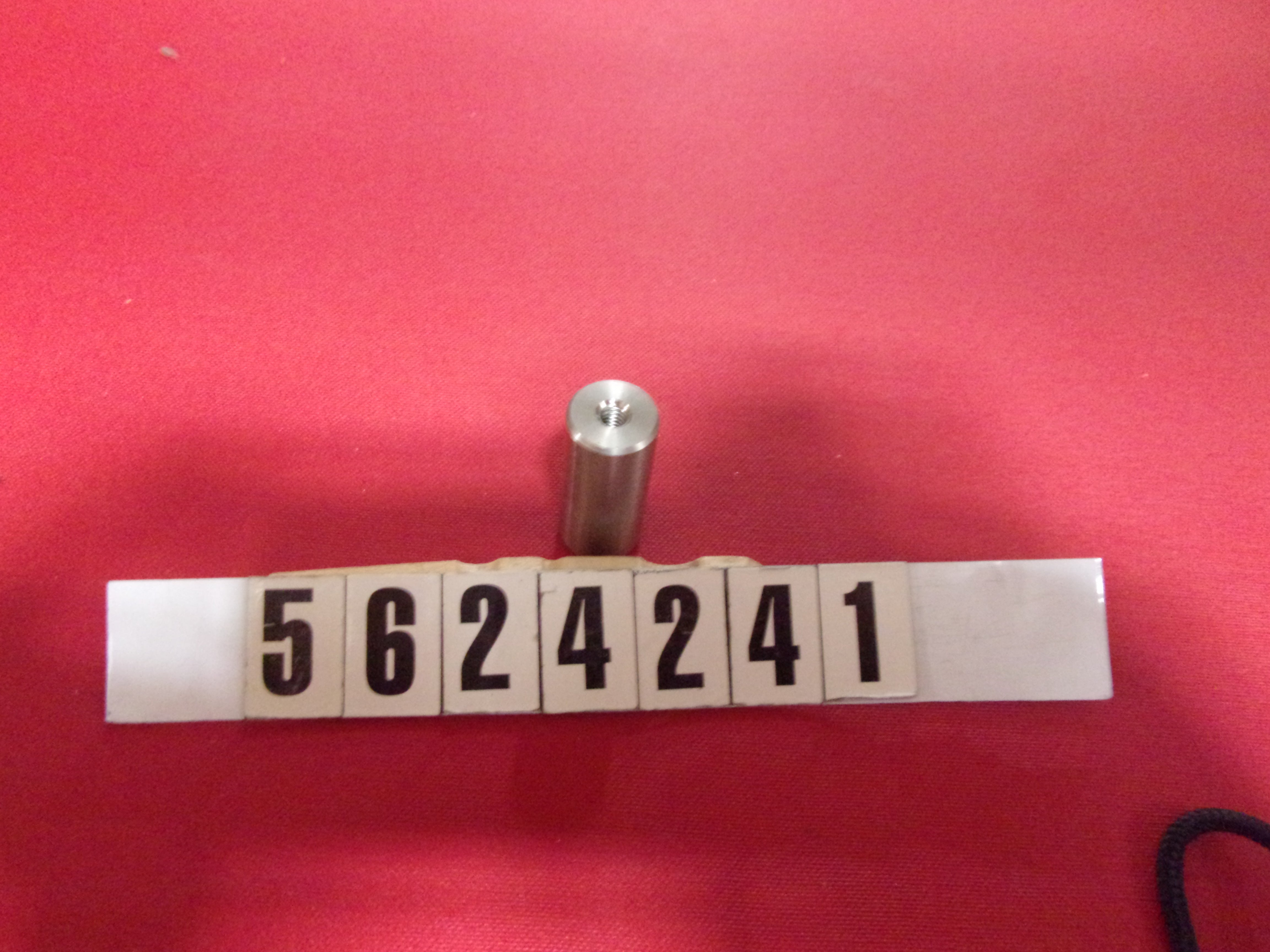 FLIP SEAT- PIN FLIP SEAT 2012 XSTAR