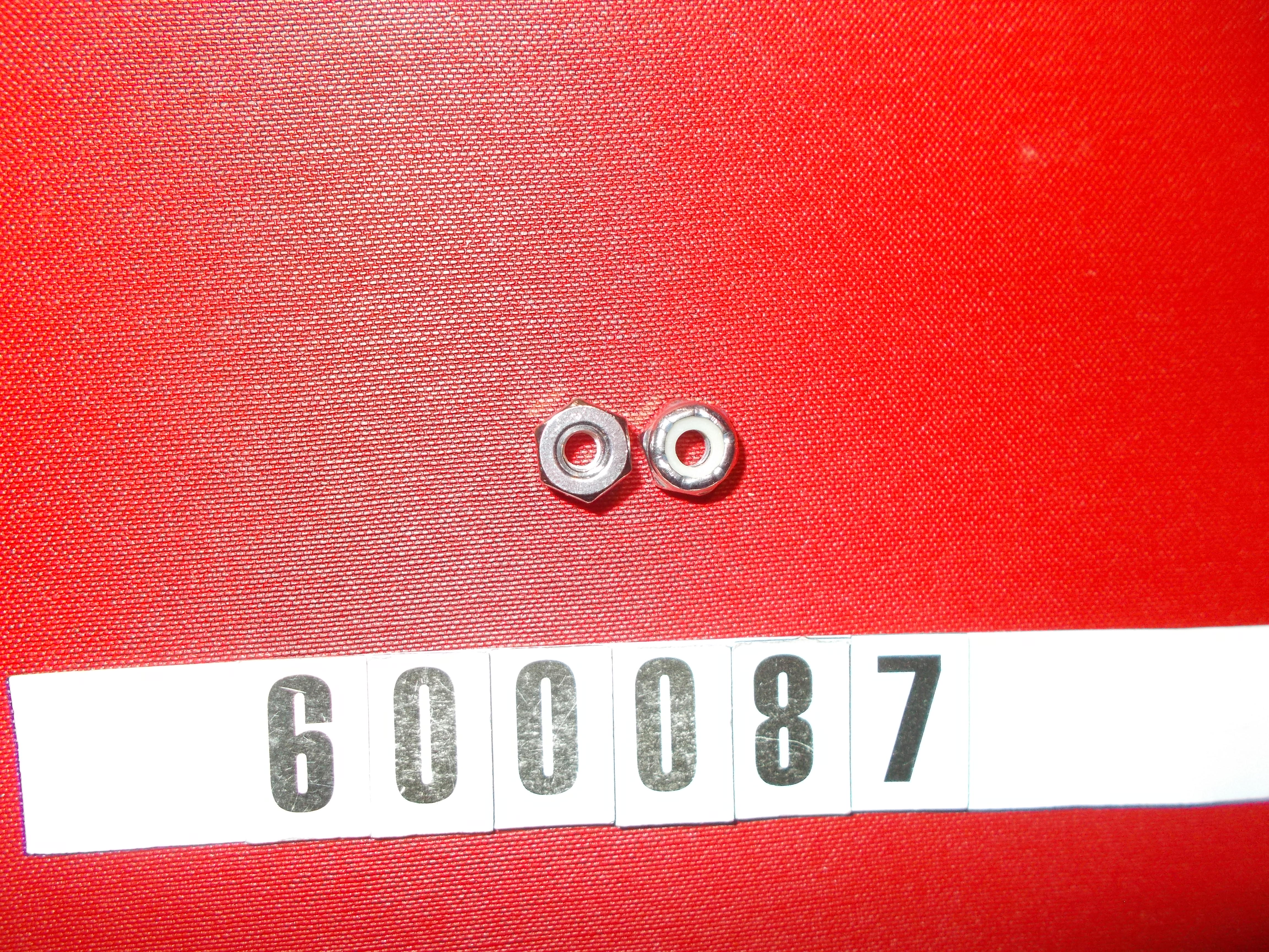 NUT NY-LOCK 10-24 CHROME