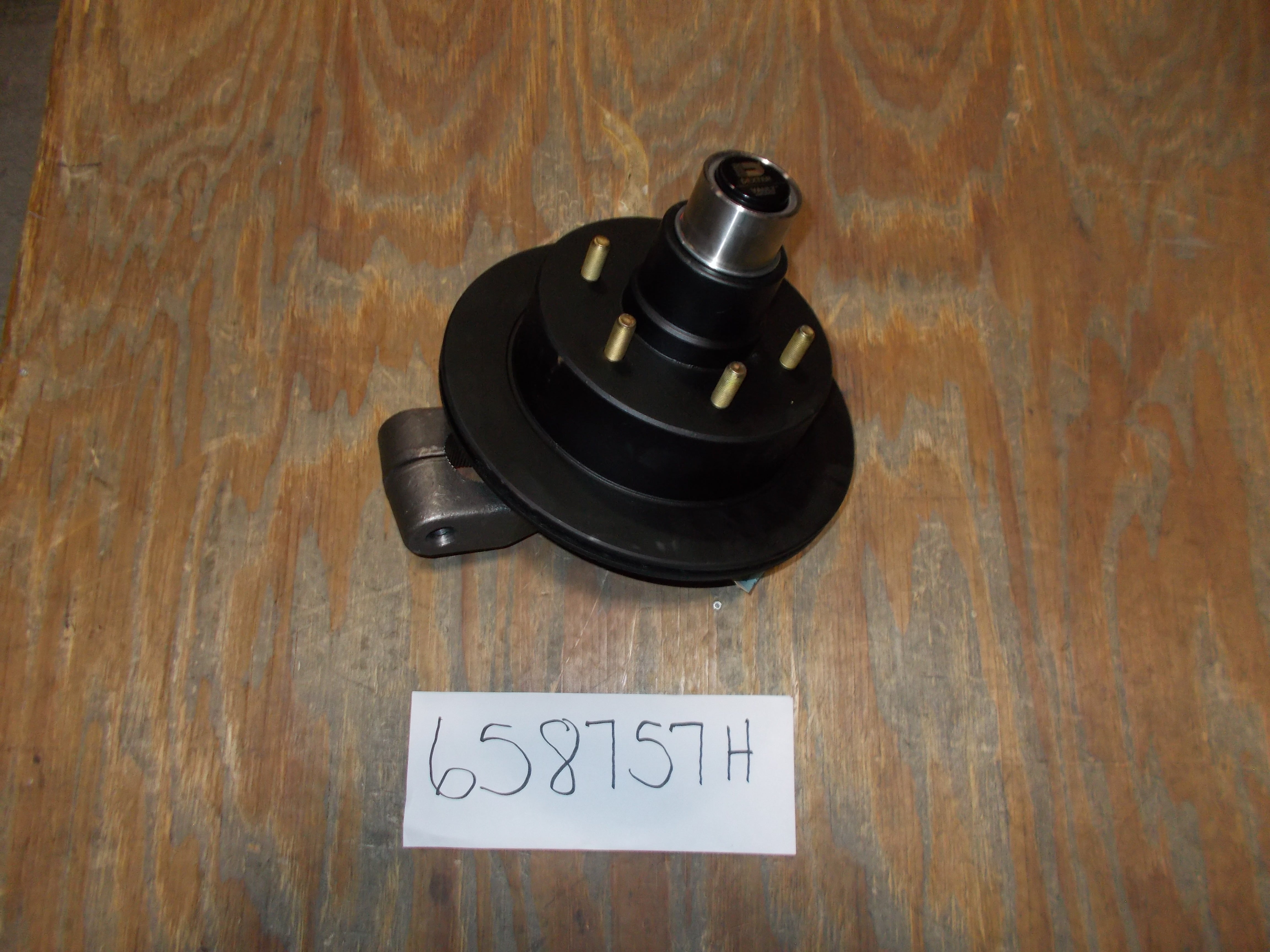 AXLE-TRAILING ARM 6 LUG W/SPINDLE & HUB UFP '13-'14